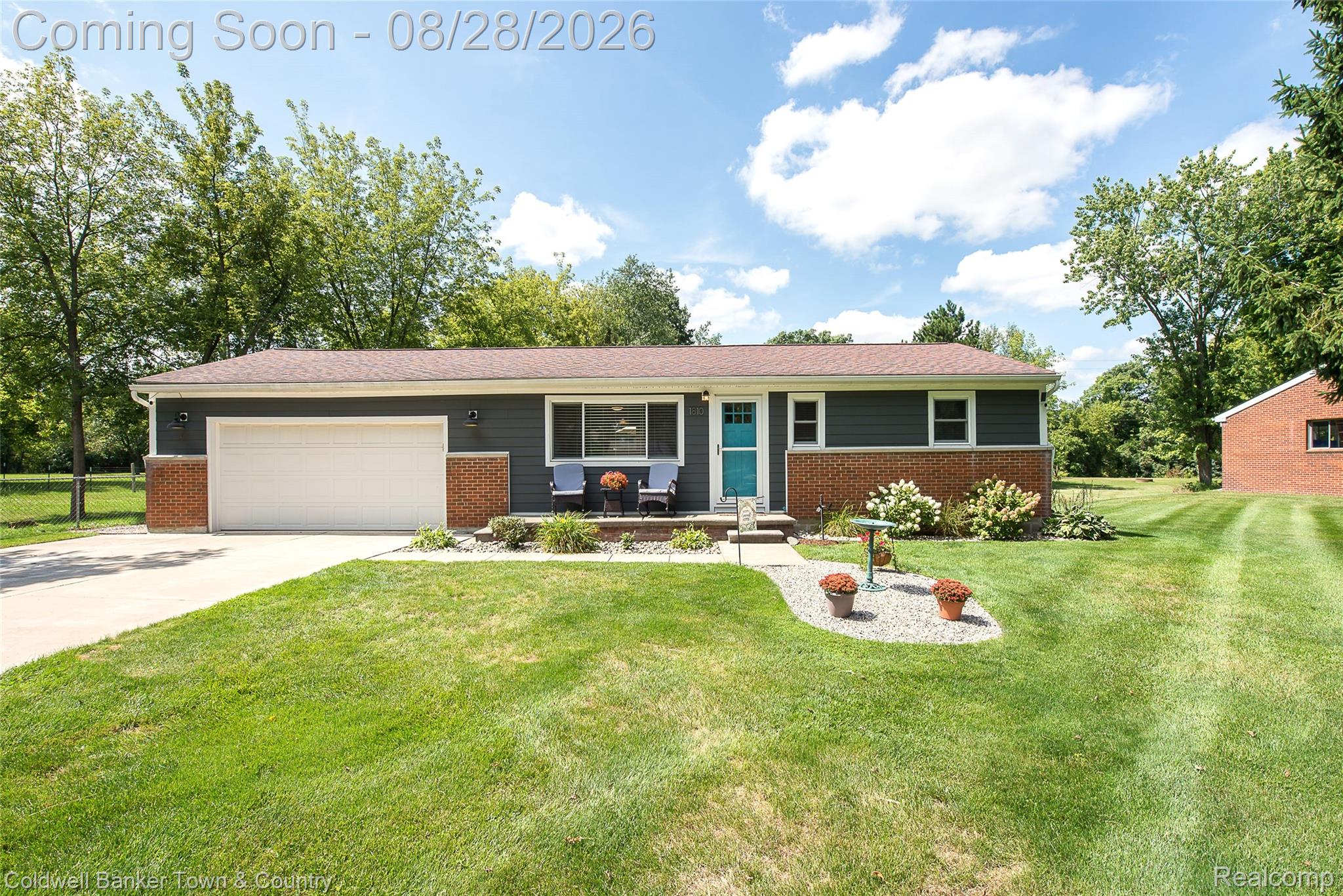1810 Gray Road — photo