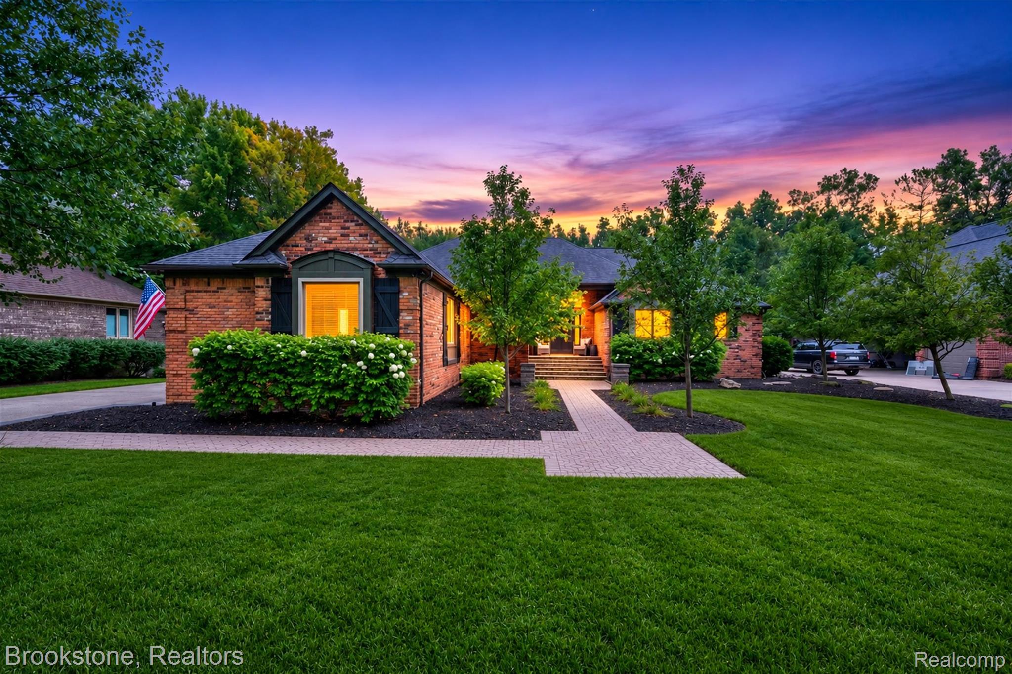 12300 Forest Glen Lane — photo