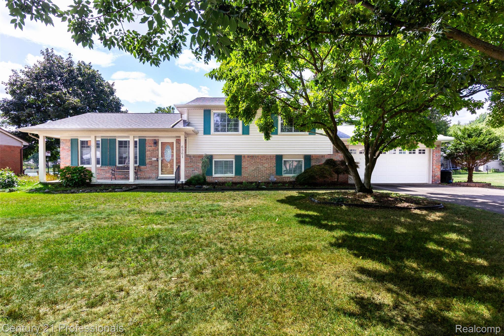 6361 Emerald Lake Drive — photo