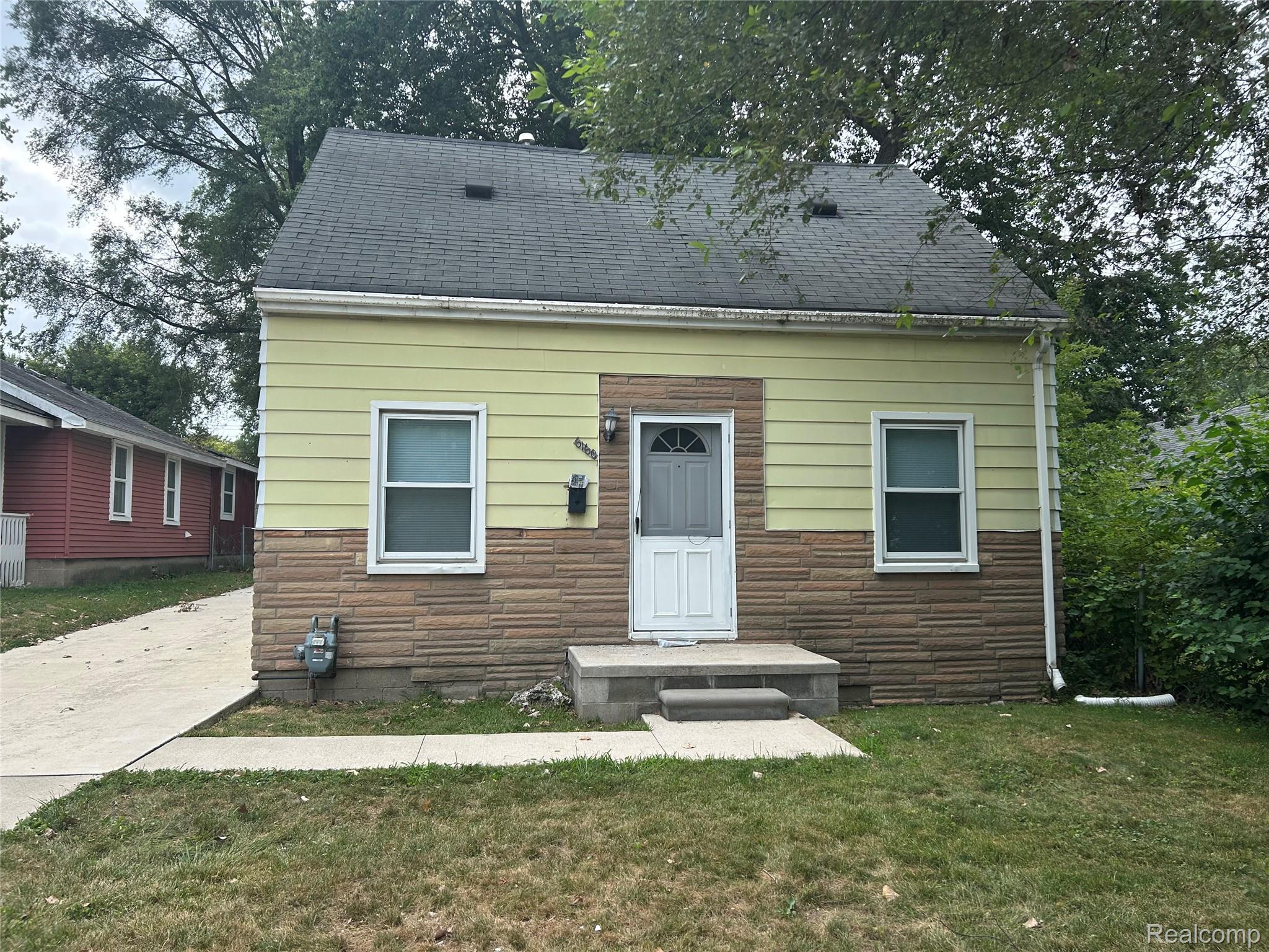 6160 McGuire Street — photo