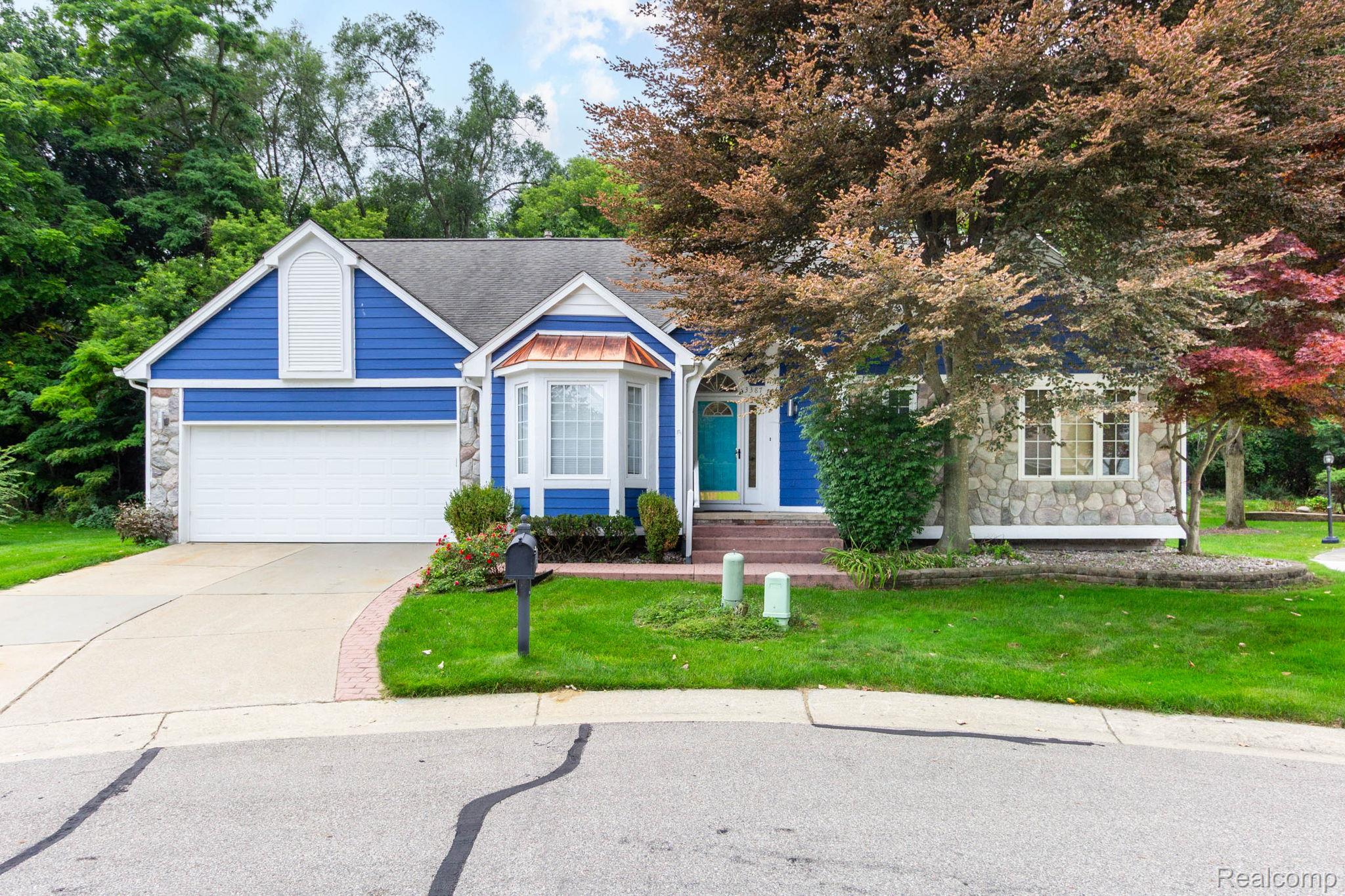 3387 Henley Court — photo