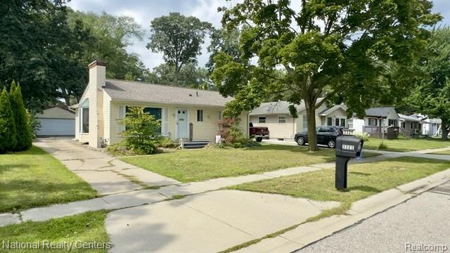 3321 Pine Grove Avenue — photo