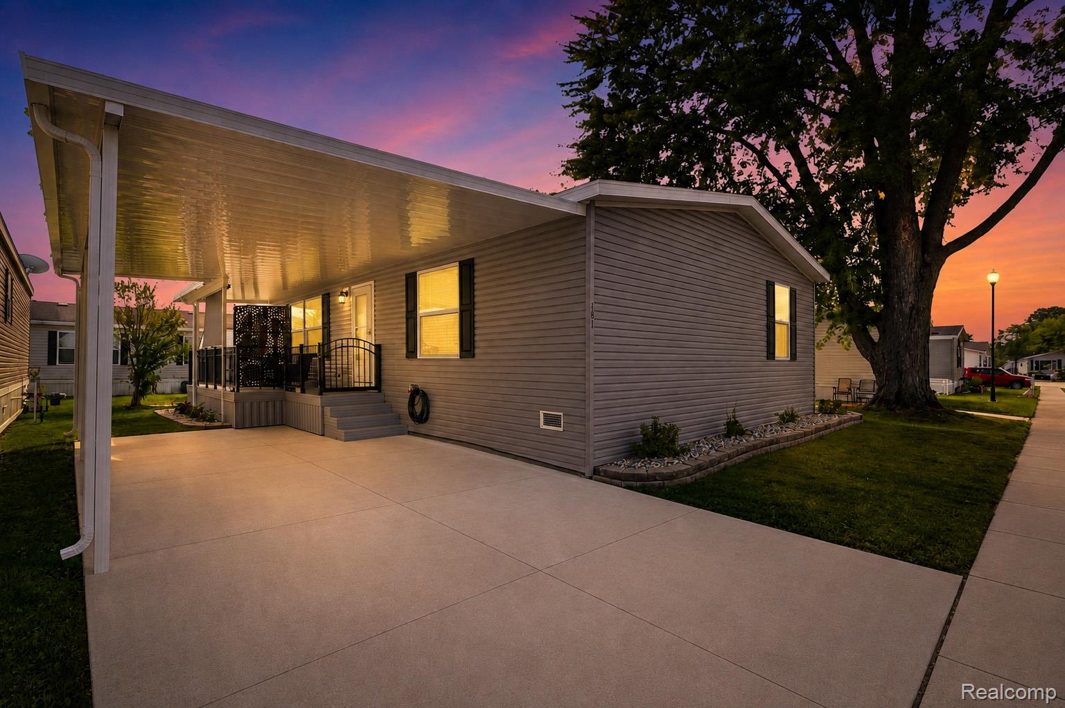 181 Highland Terrace — photo