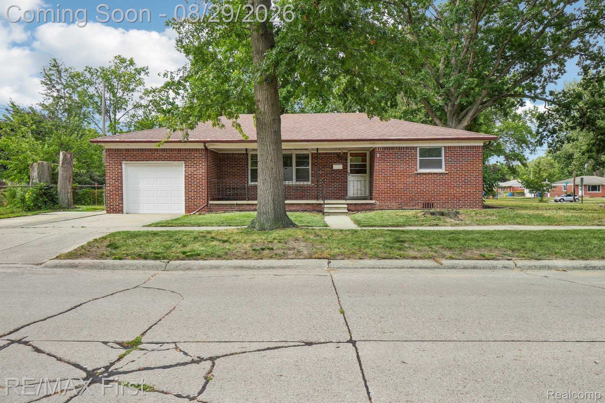 29309 Milton Avenue — photo