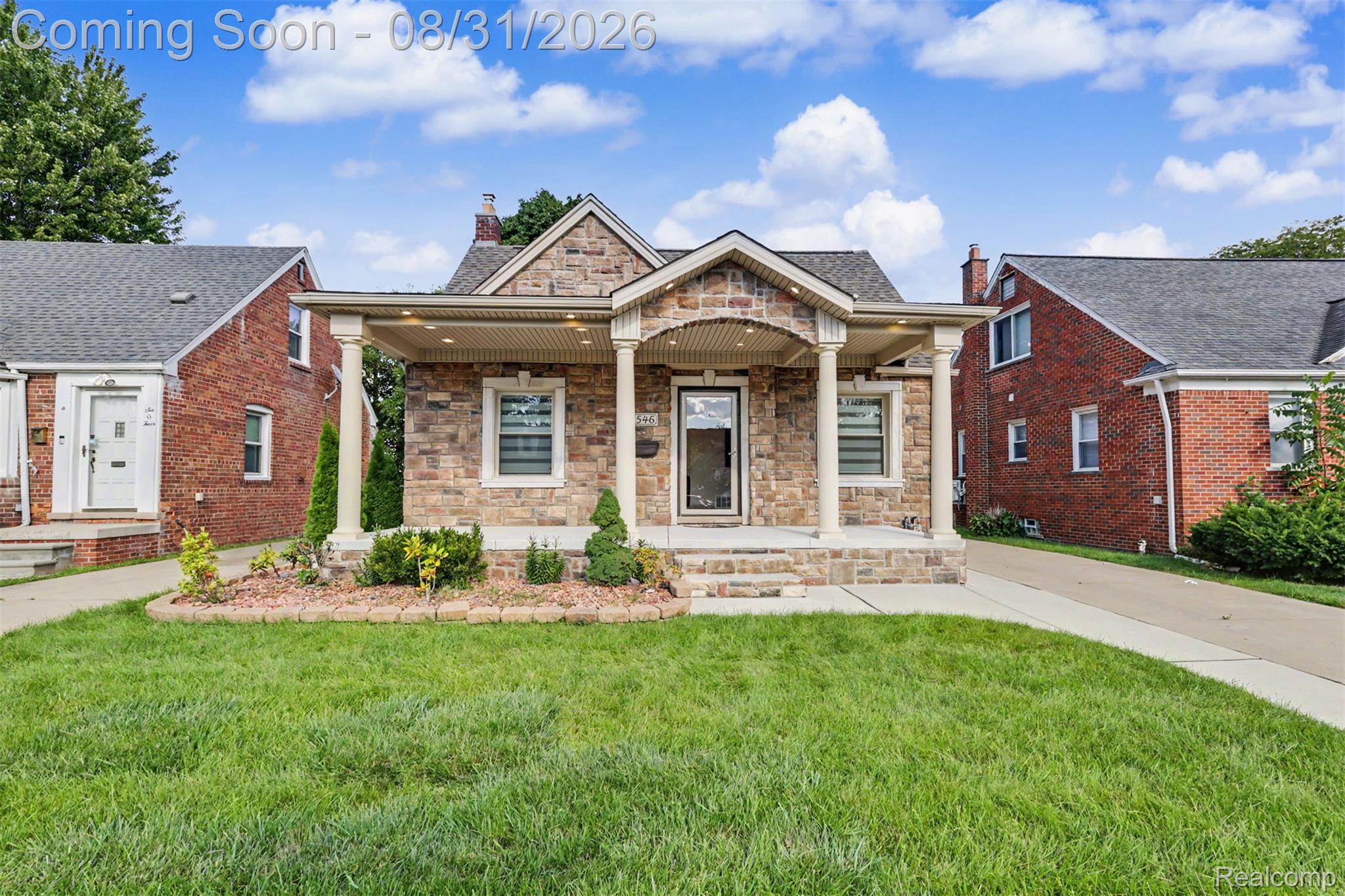 546 Nightingale Street — photo