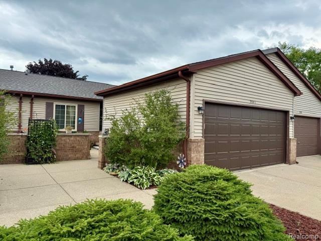 5041 Sandalwood Drive — photo