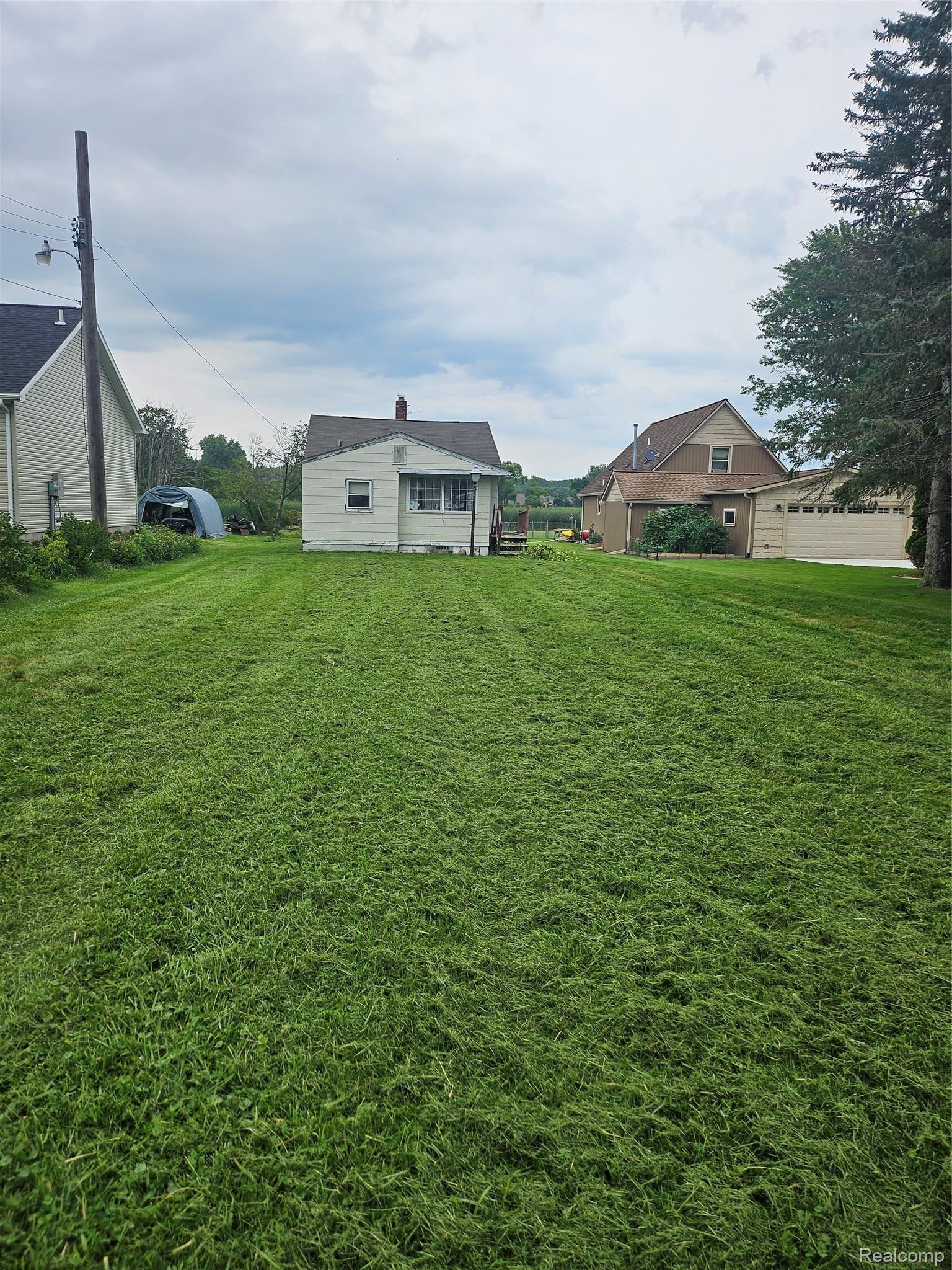 32703 Sutton Road — photo
