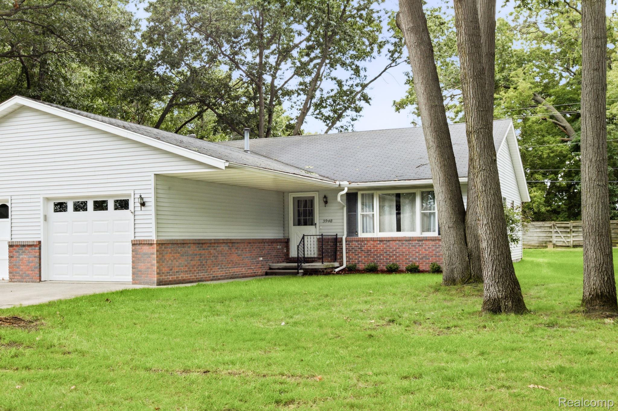3948 Butternut Court — photo