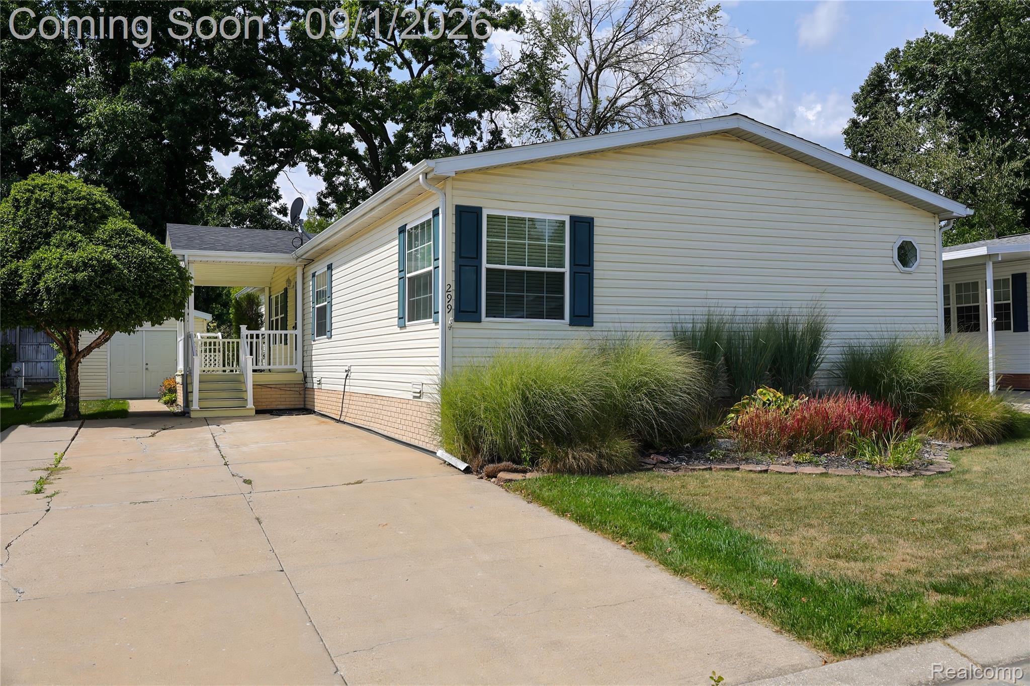 299 Dennis K Court — photo