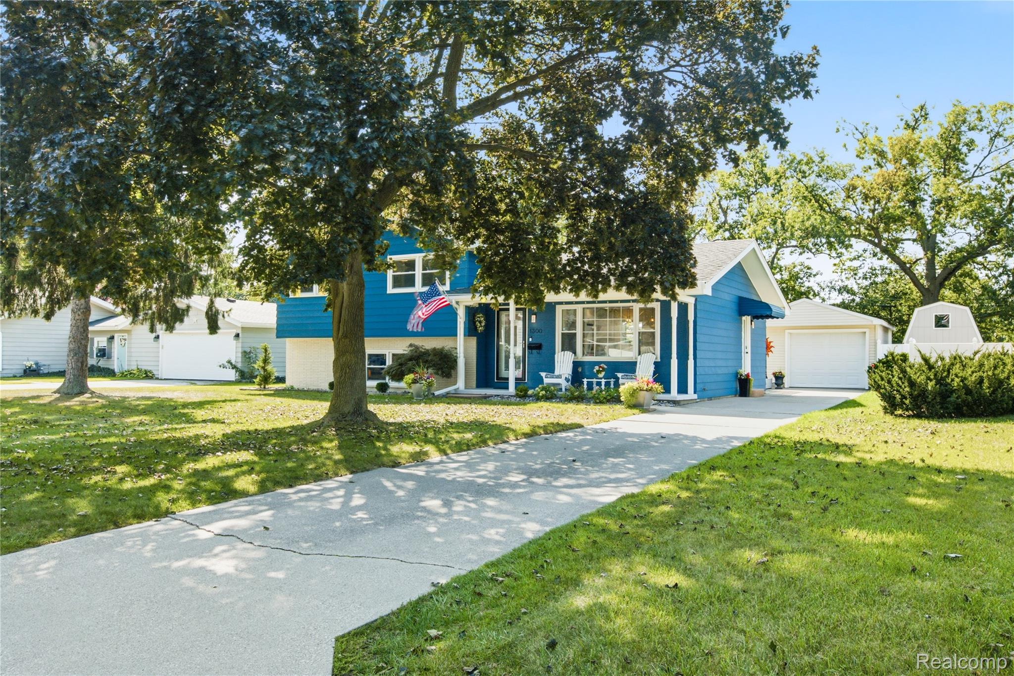 1300 Briarwood Drive — photo