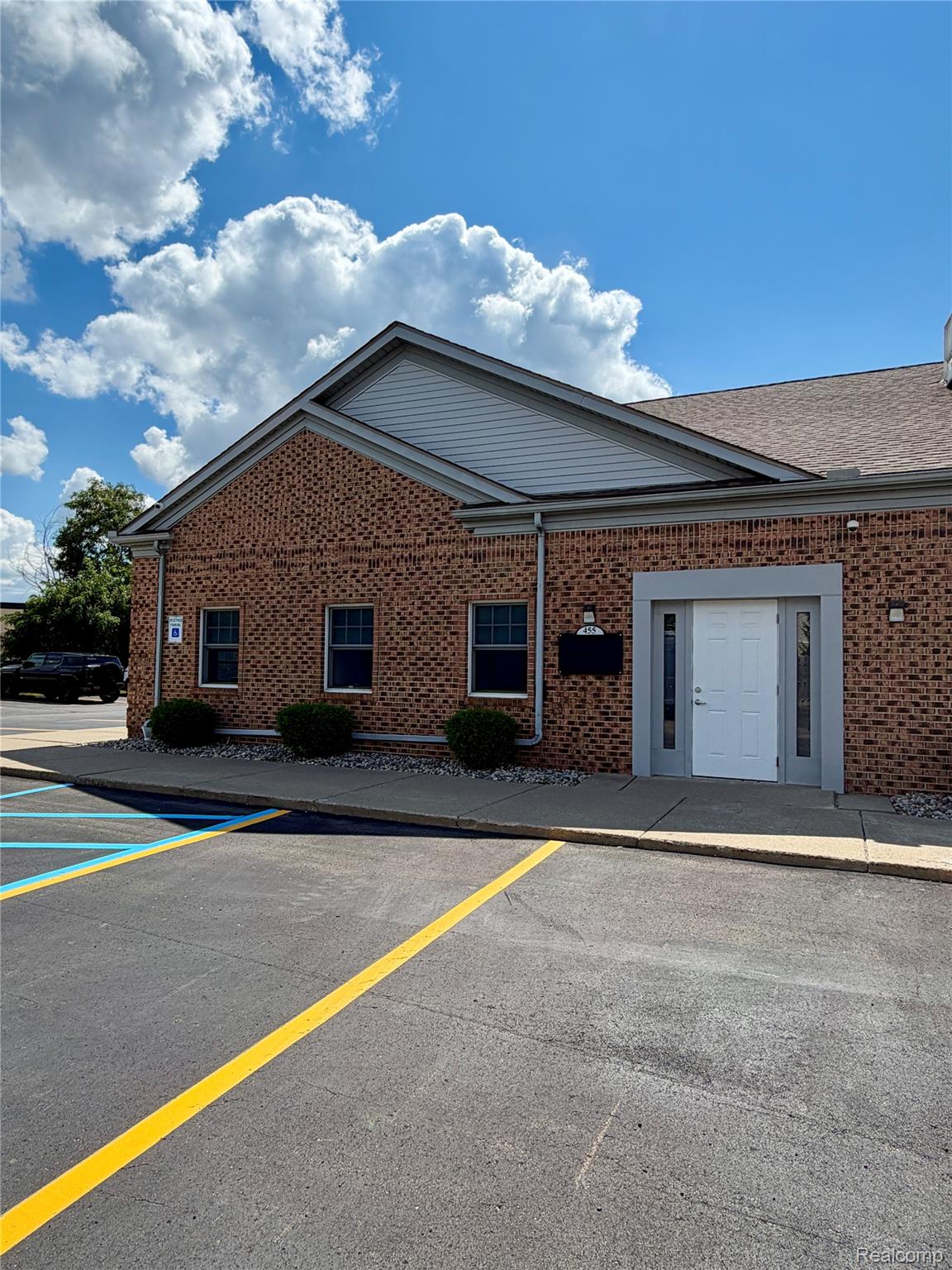 5880 N Canton Center Road 455 — photo