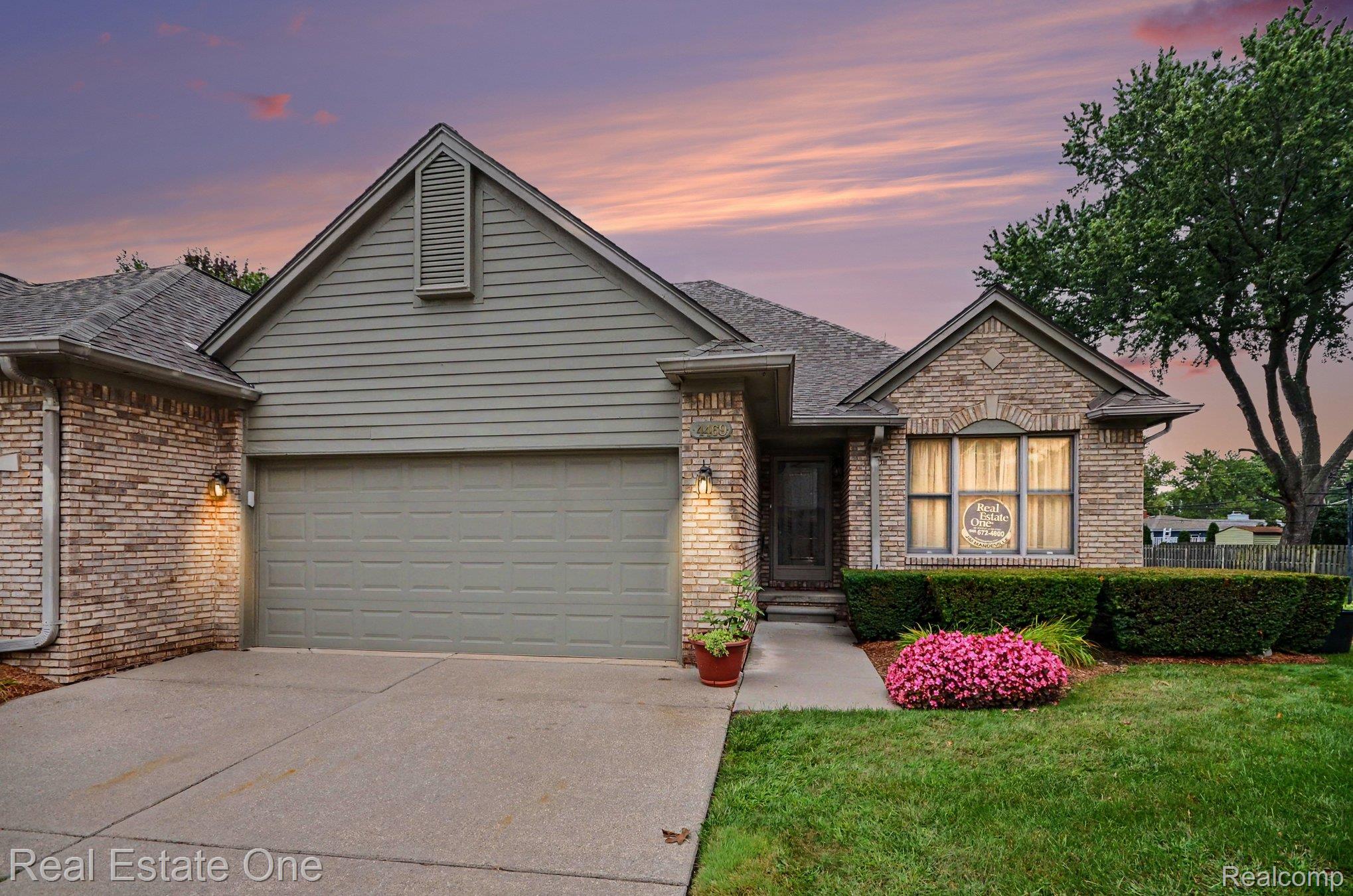 4469 Firethorn Court 16 — photo