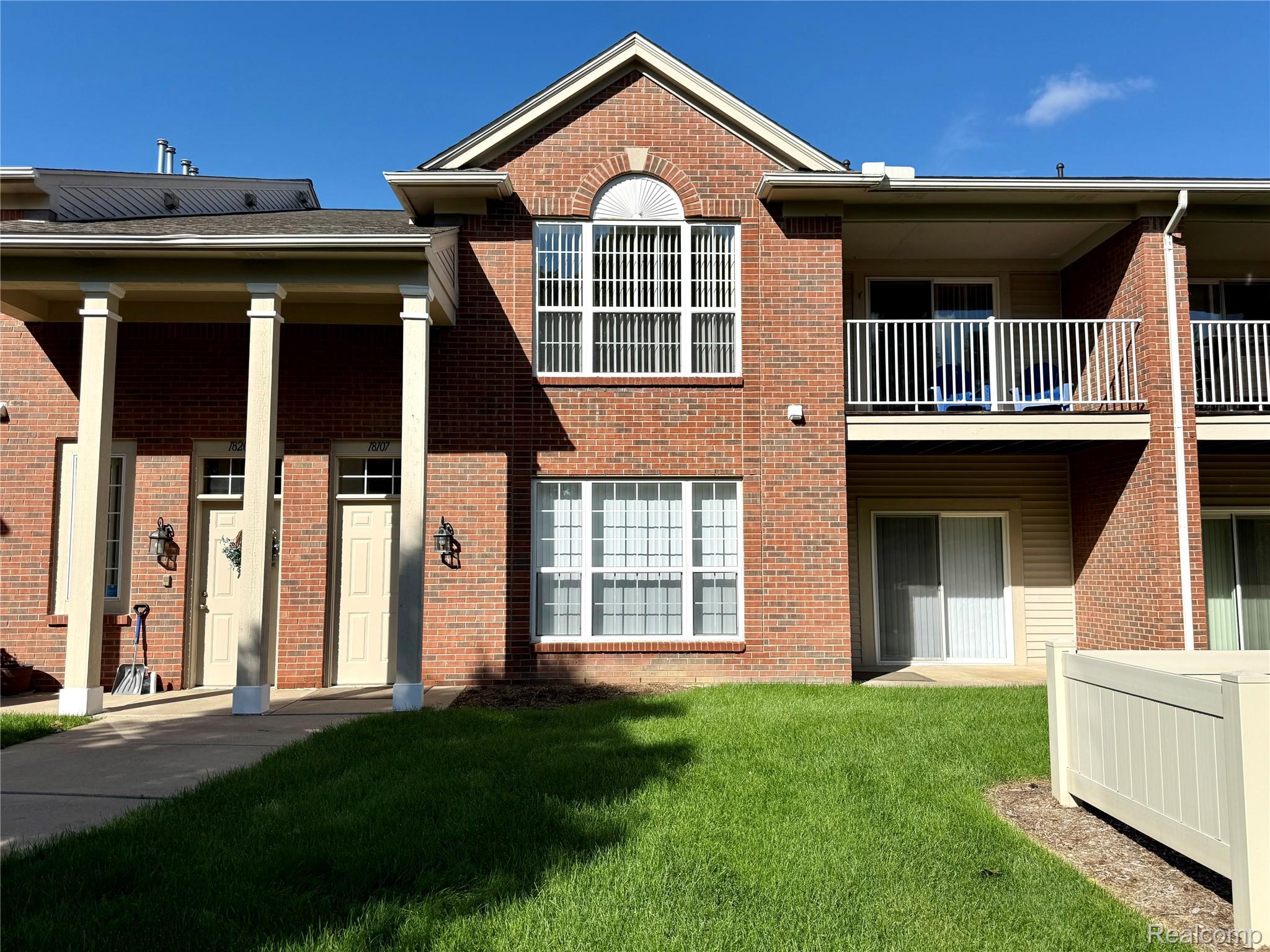18107 Chesapeake Circle — photo