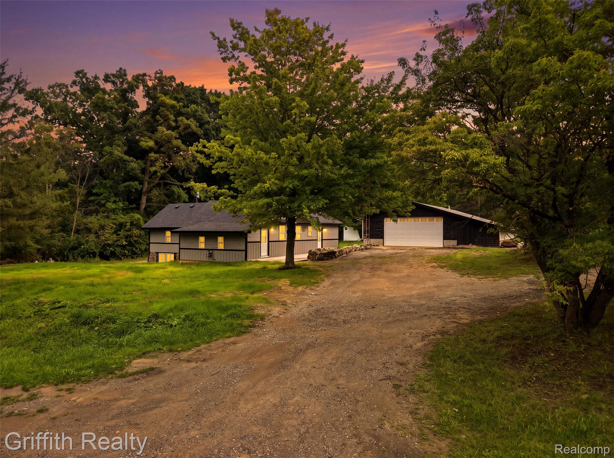 5820 Mack Road — photo