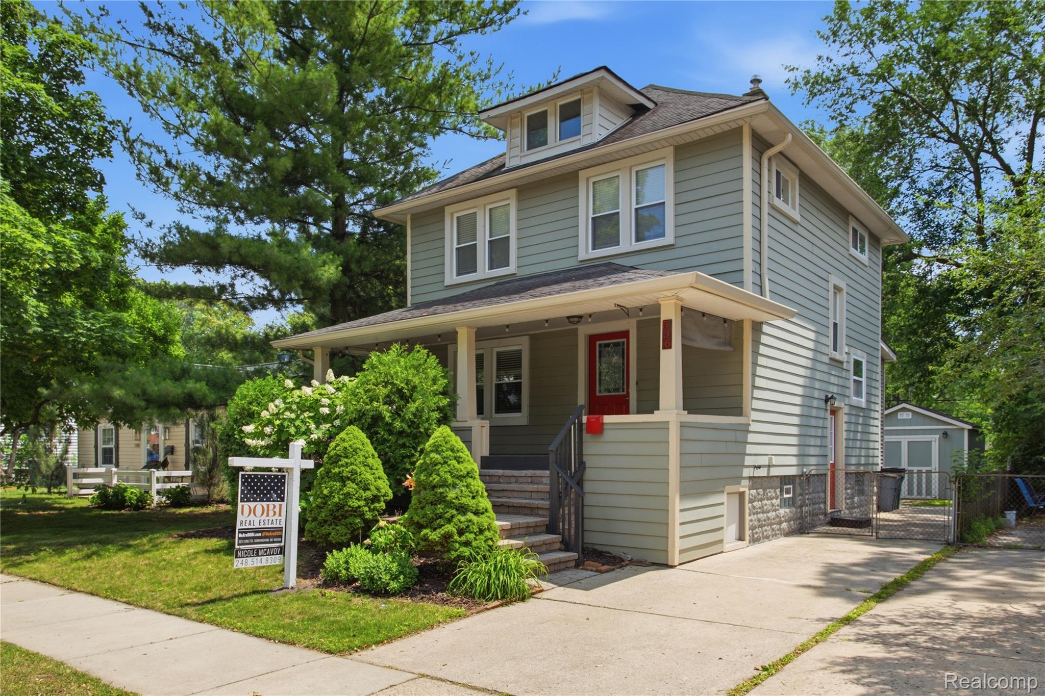 536 E Maplehurst Street — photo