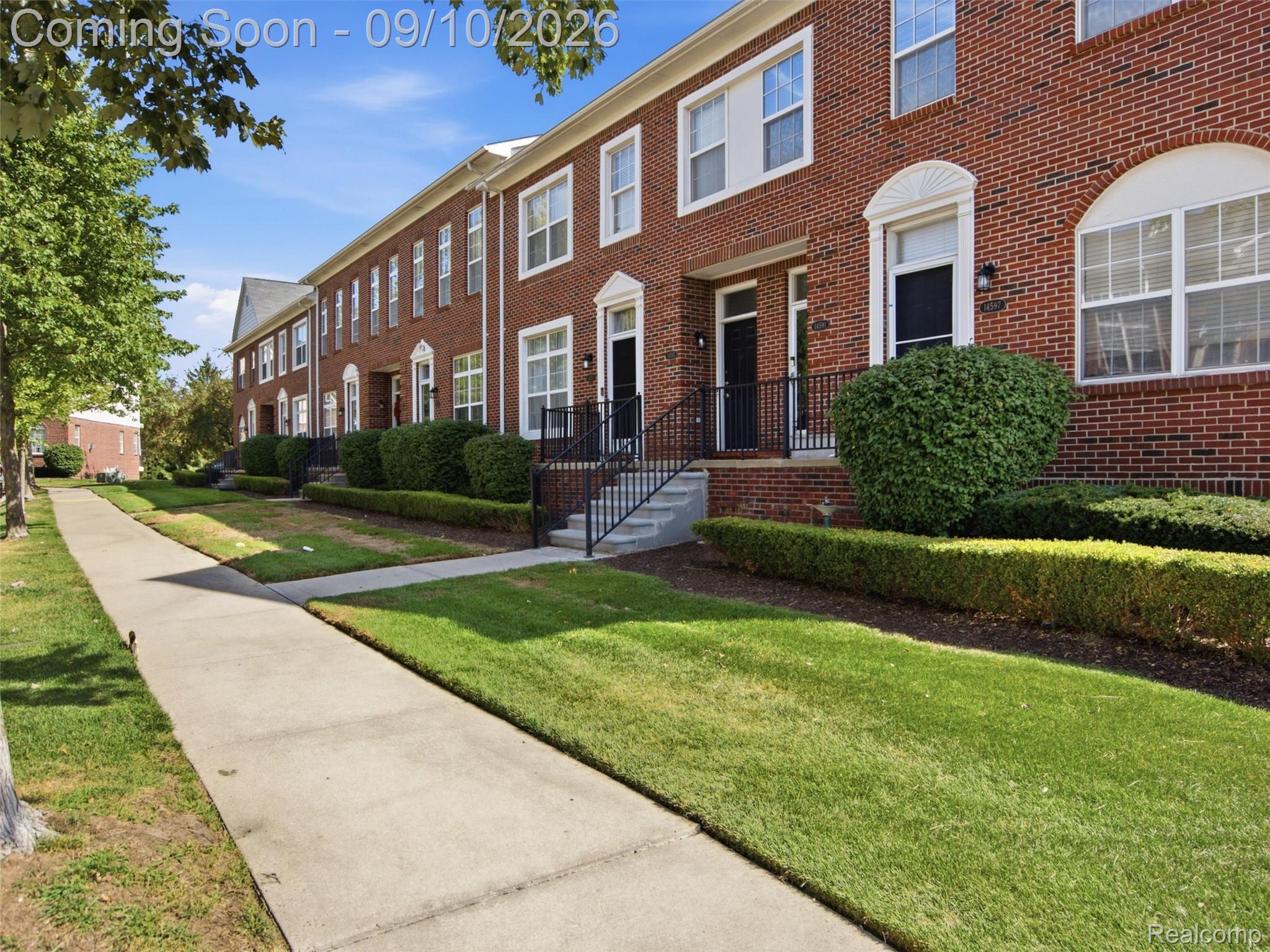 14579 Vauxhall Drive — photo