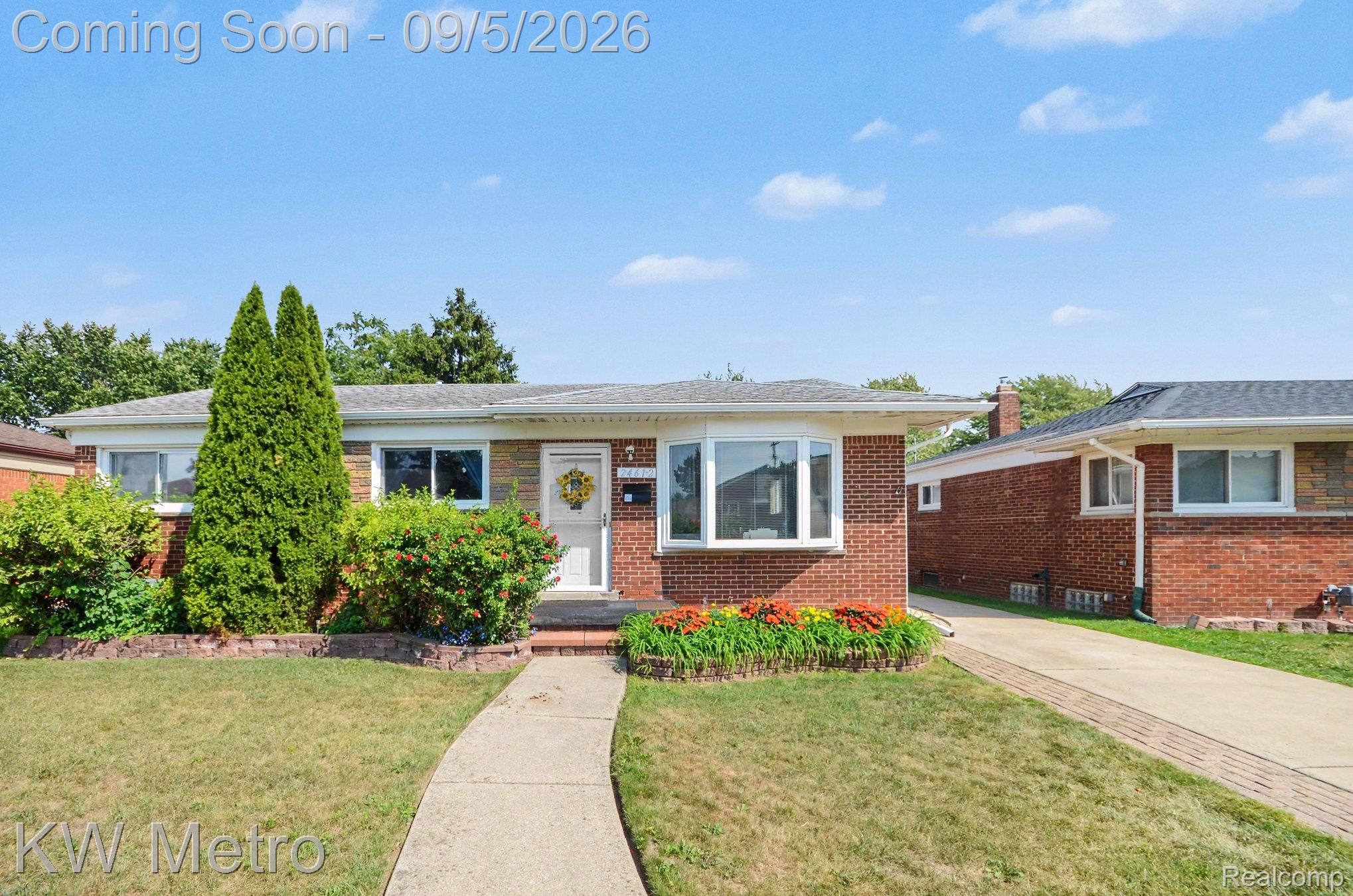 24612 Rosalind Avenue — photo