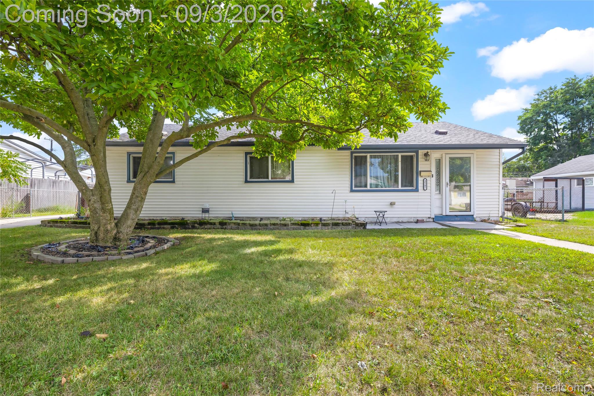 3587 Barry Street — photo