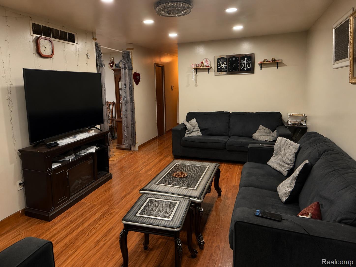 25645 Andover Drive — photo