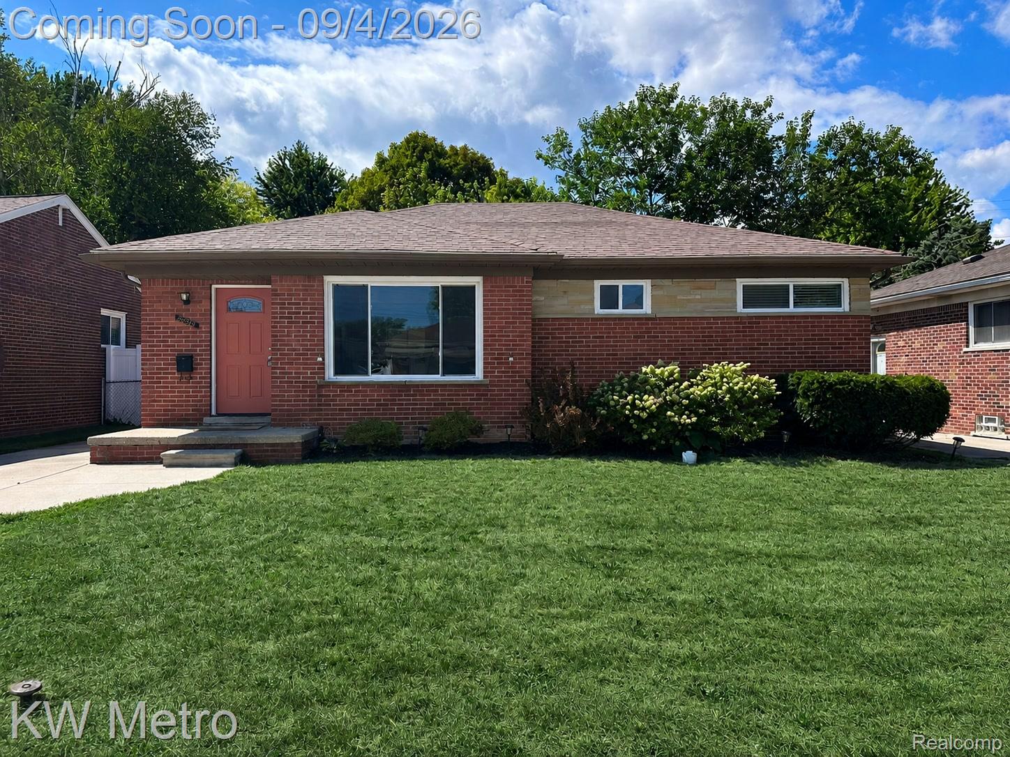 26219 Harmon Street — photo