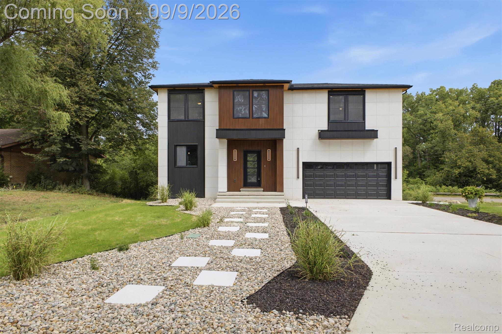 27416 Sunnydale Street — photo