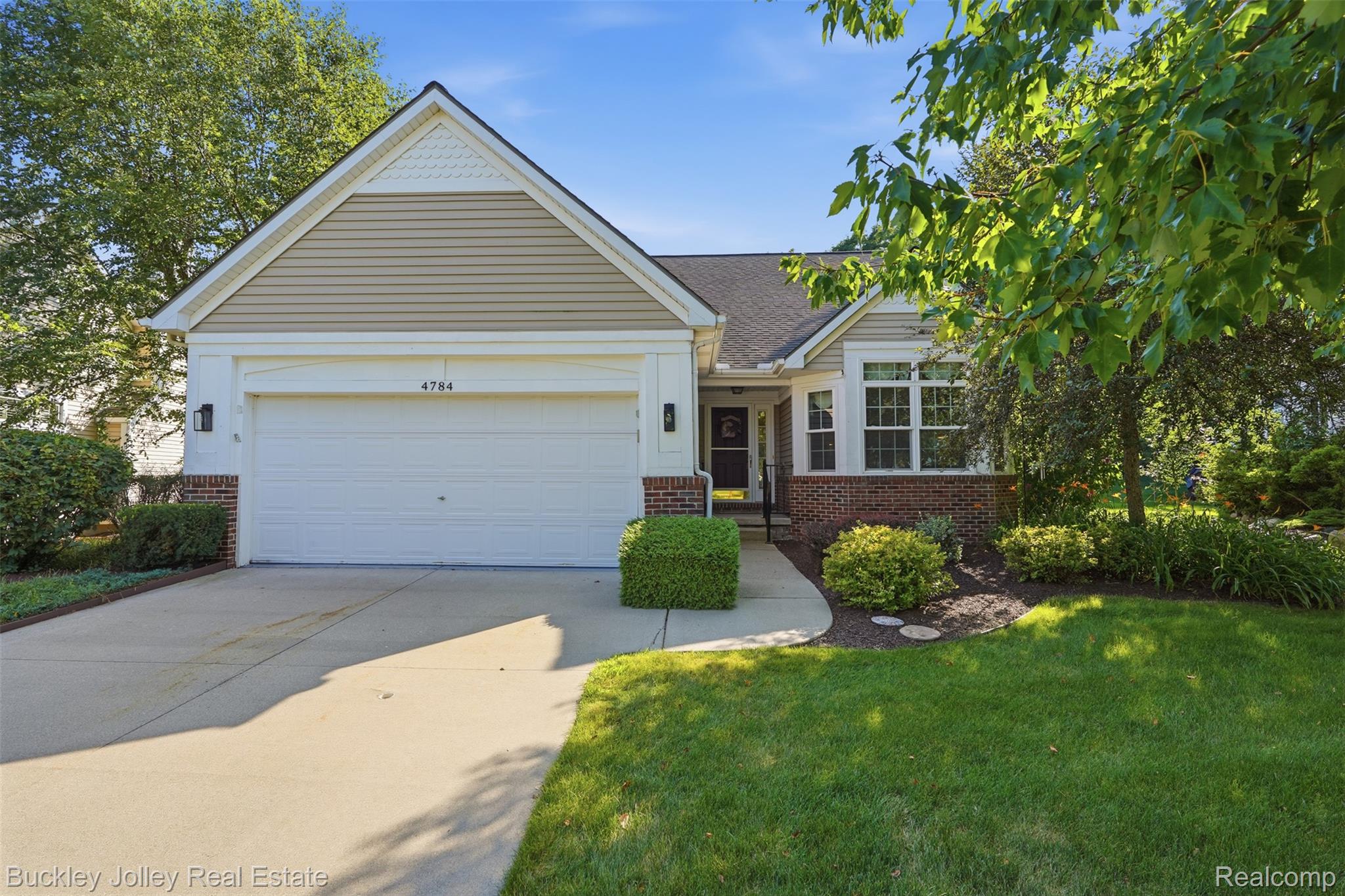 4784 New Haven Drive — photo