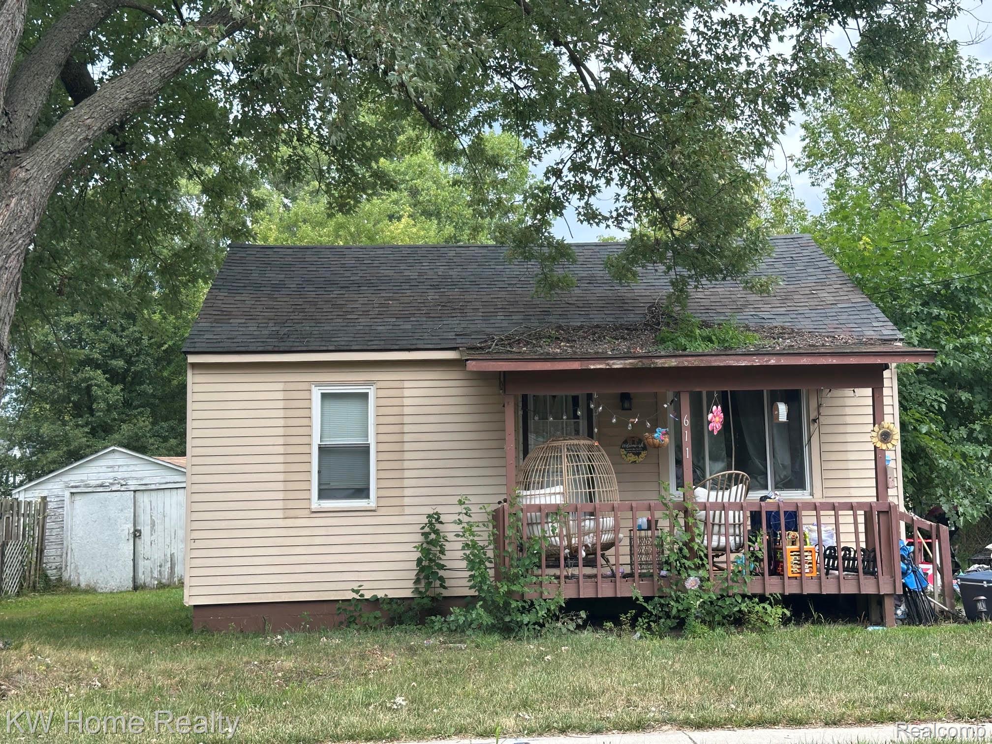 611 Beach Street — photo