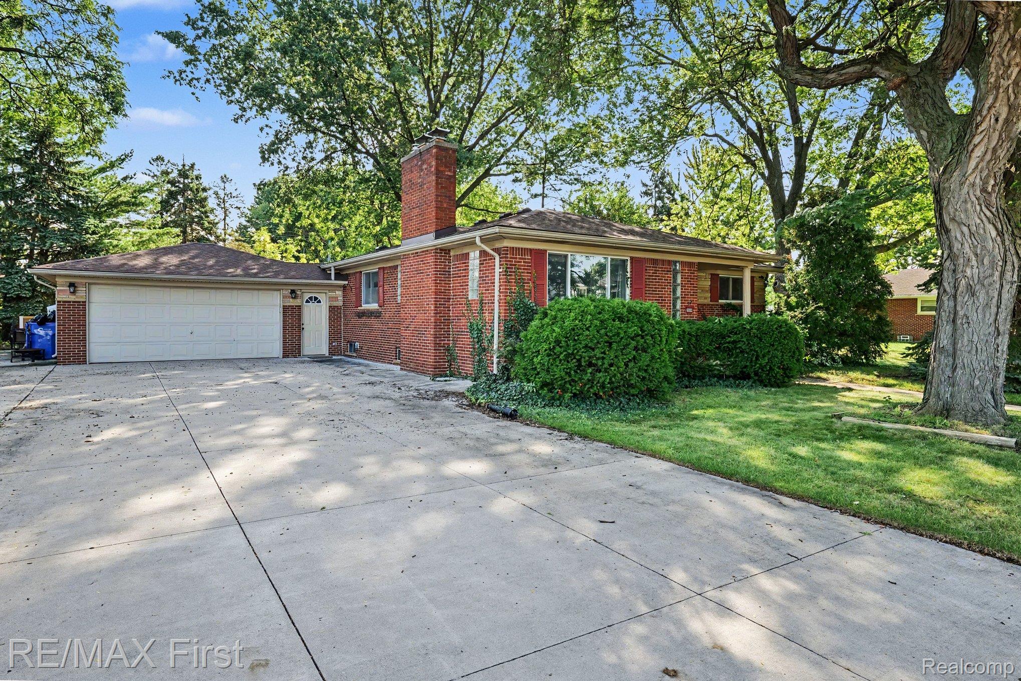 30640 Lorraine Avenue — photo