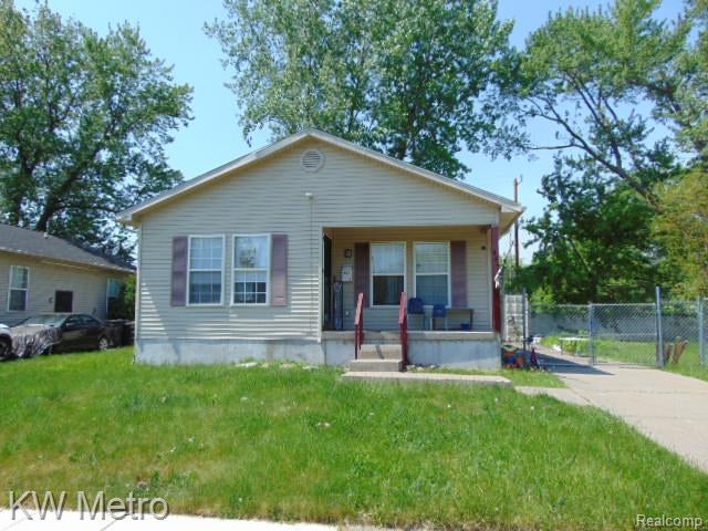 445 Navahoe Street — photo
