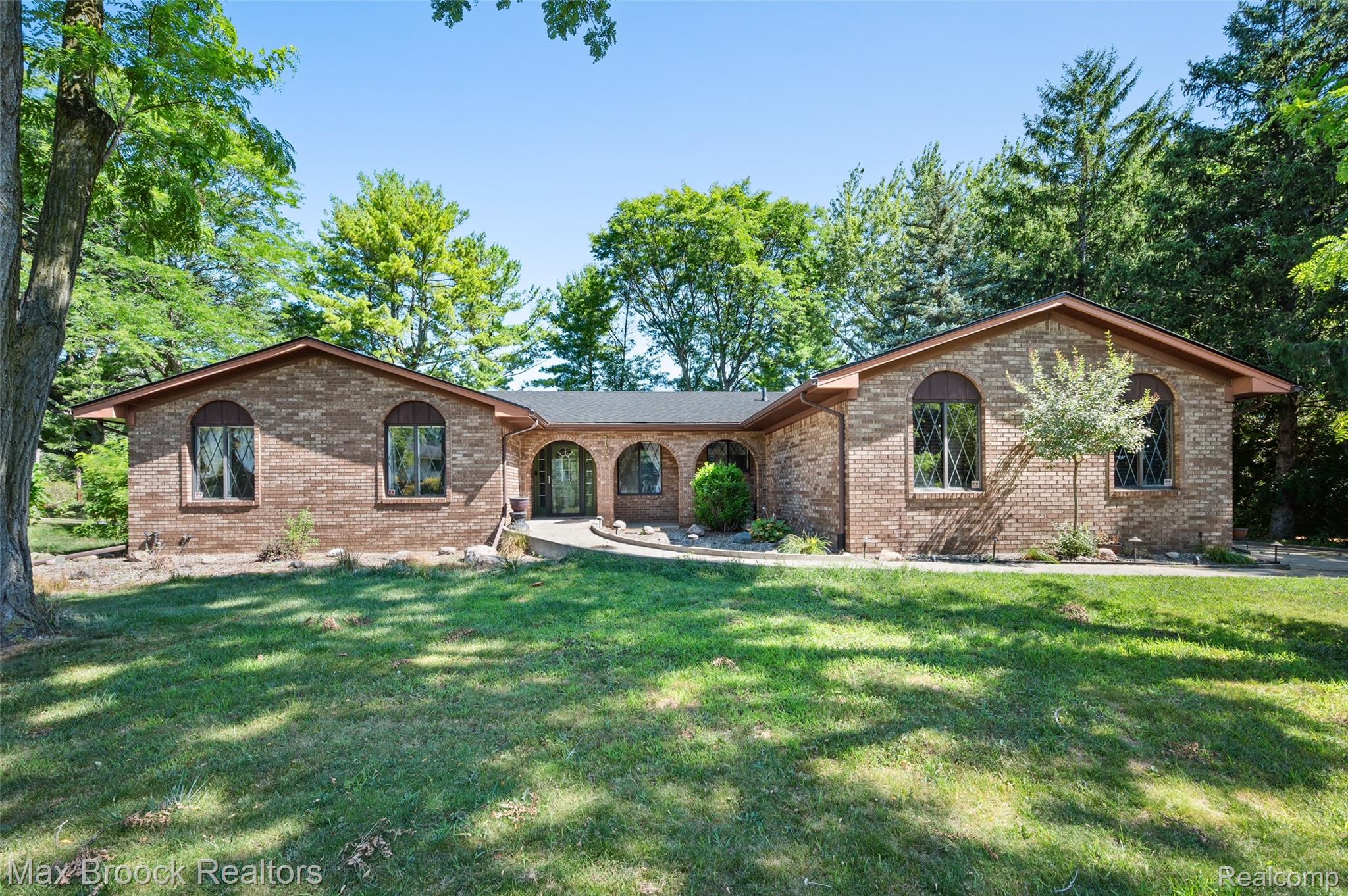 31034 Berryhill Street — photo
