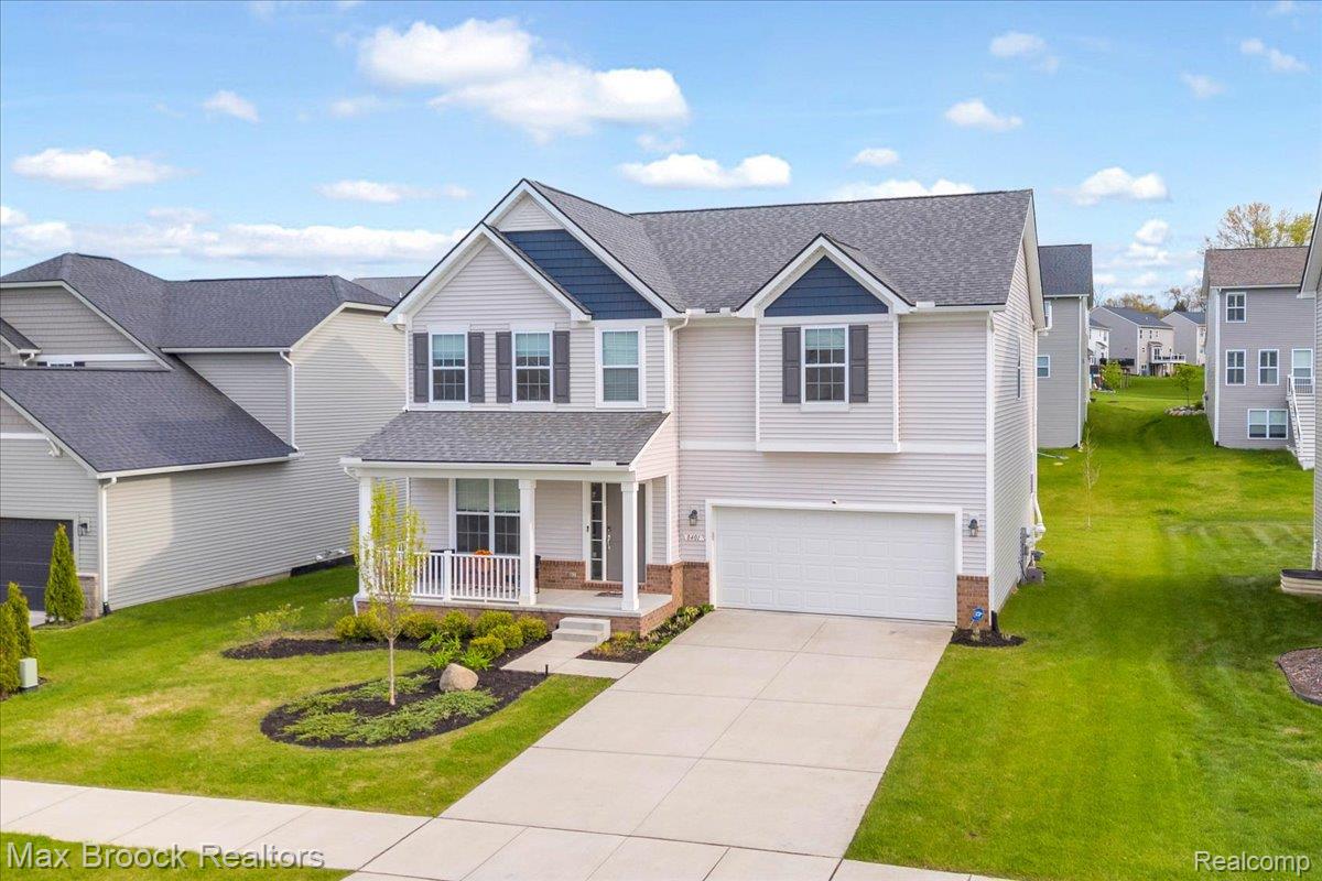 8401 Sharon Drive — photo