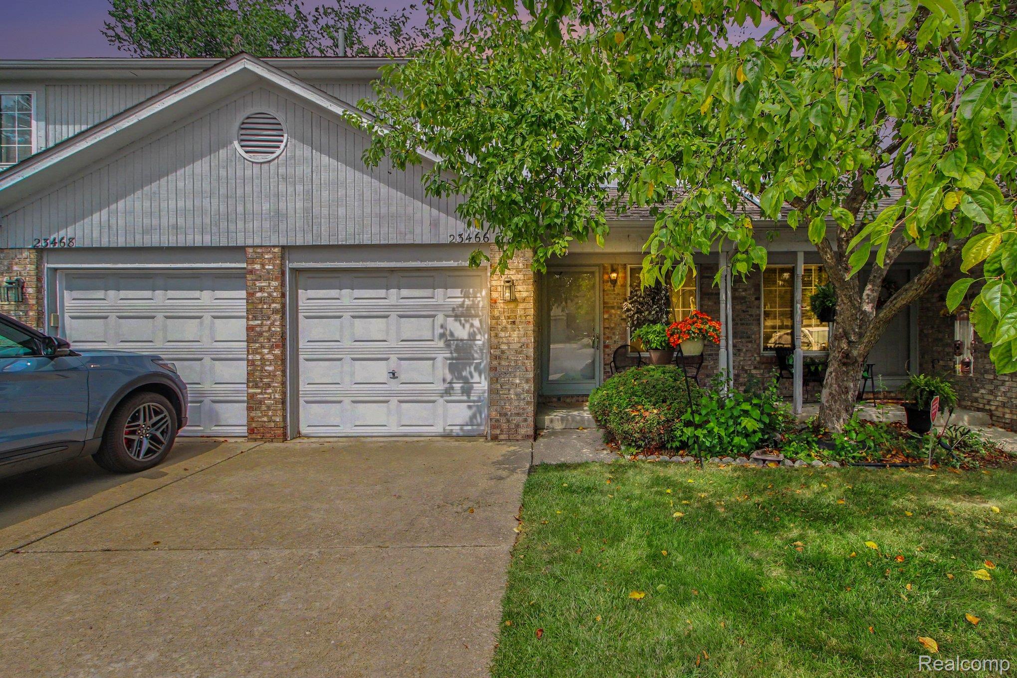 23466 Mahoney Court — photo