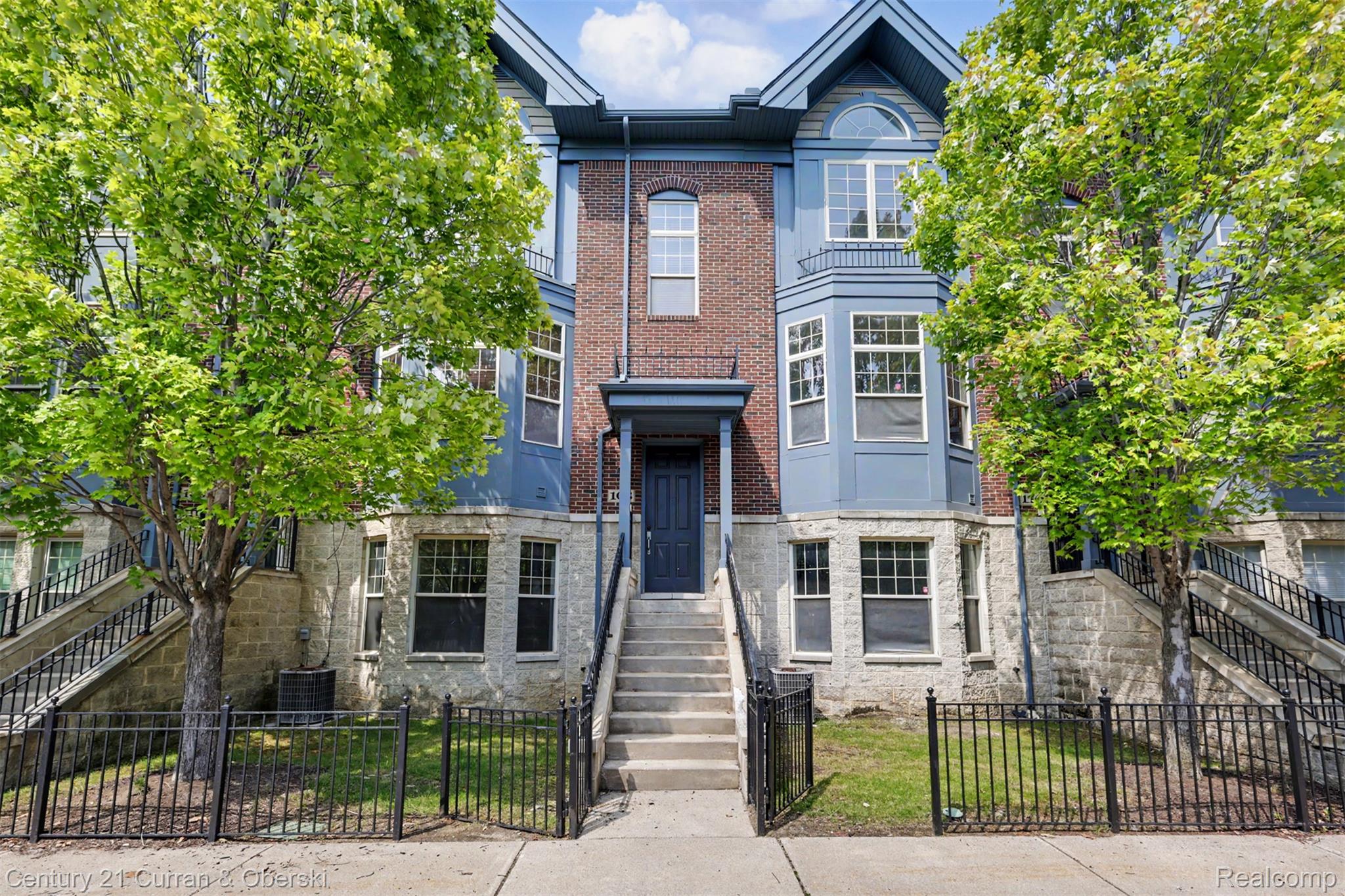 108 Adelaide Street — photo