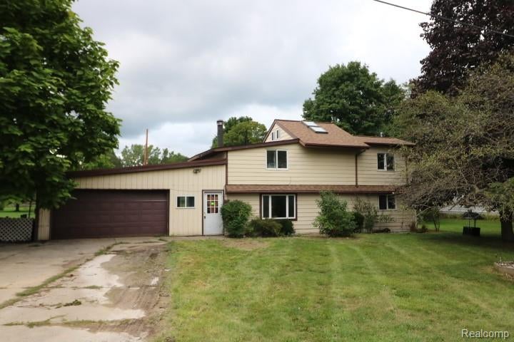 6179 Falkenbury Road — photo