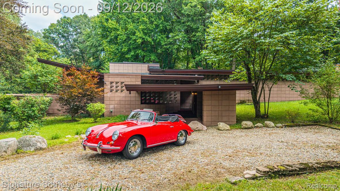 11090 Hawthorne Drive — photo