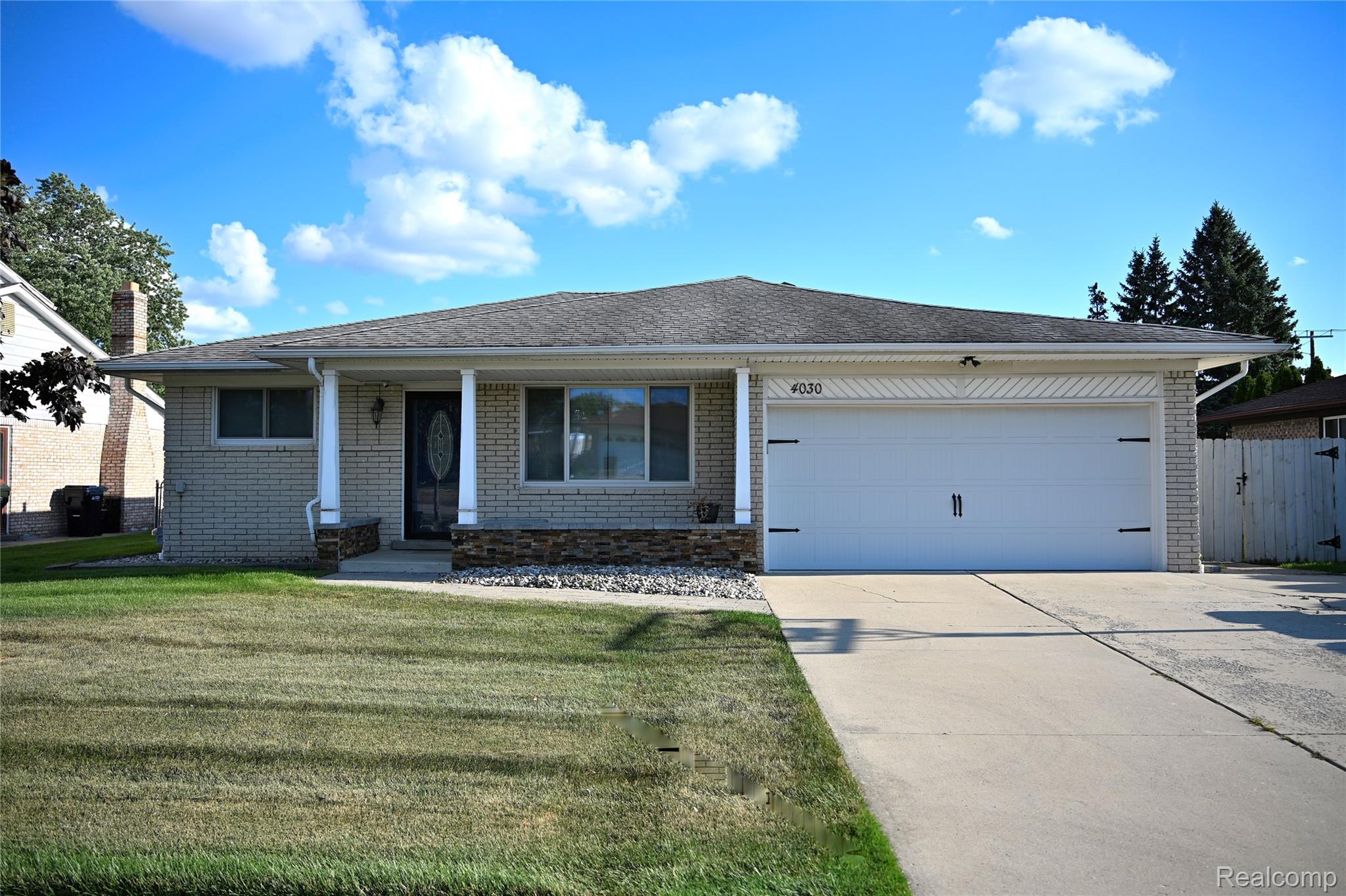 4030 Fox Hill Drive — photo
