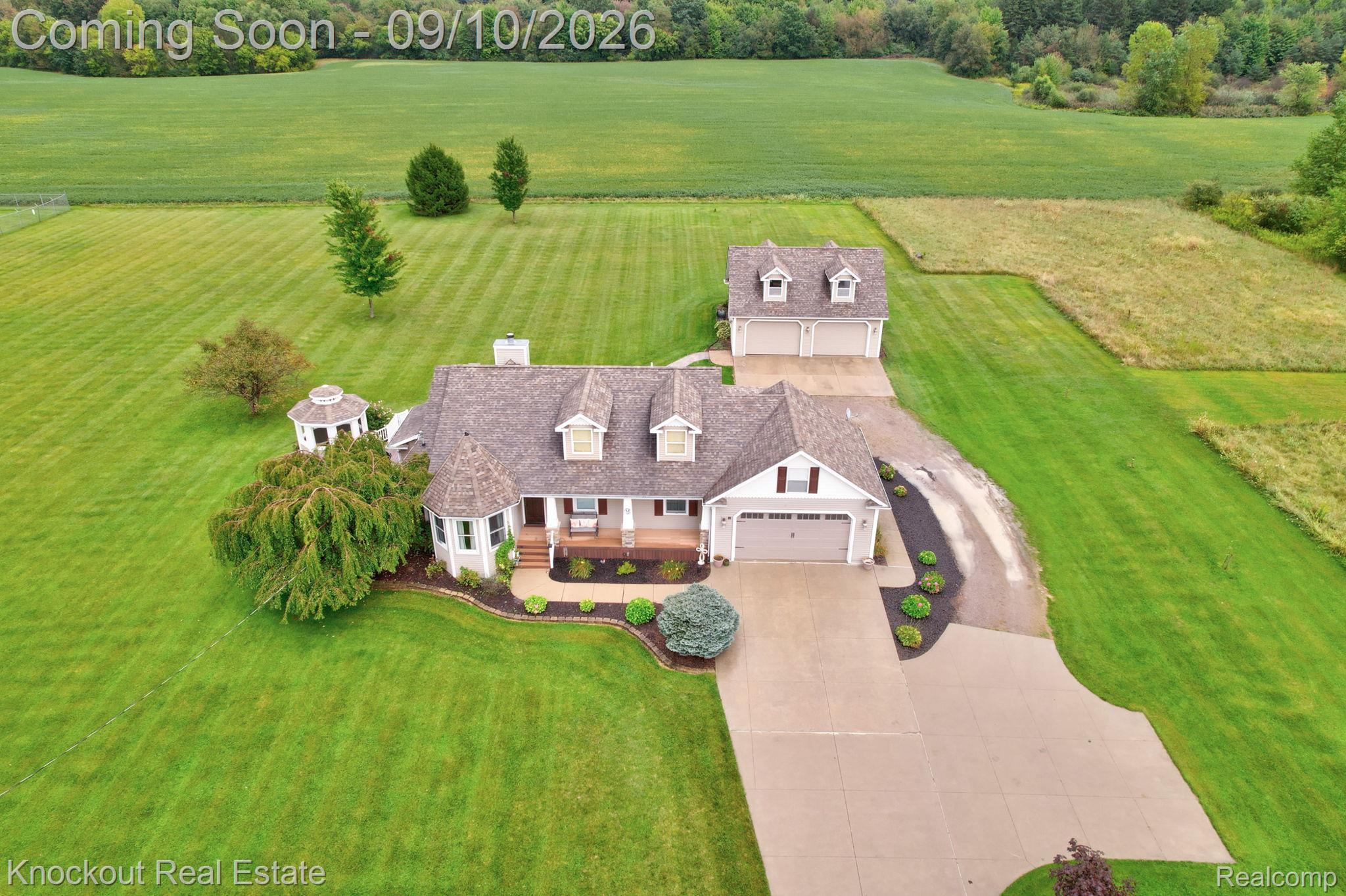 8333 Caine Road — photo