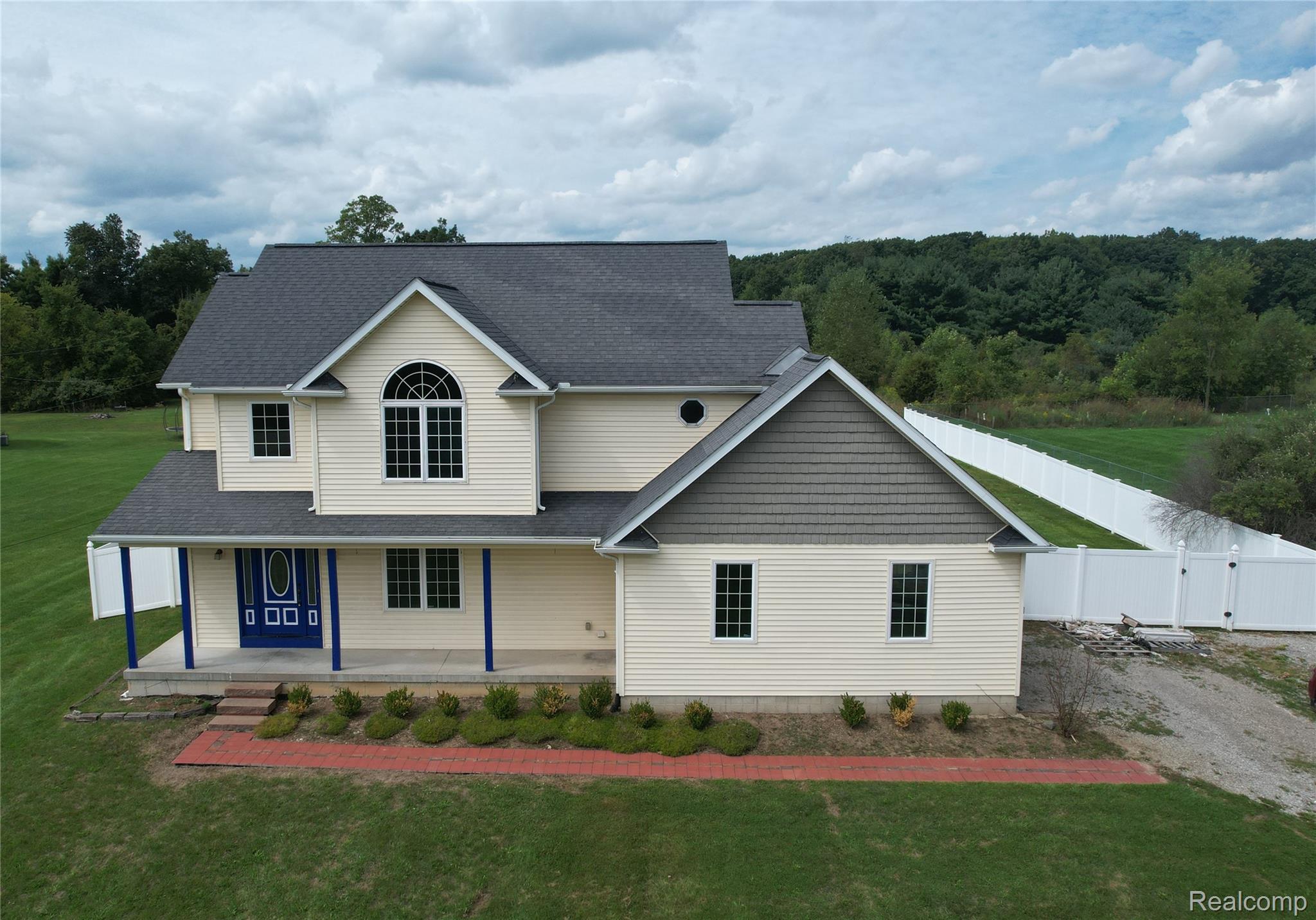 3068 W Cook Road — photo