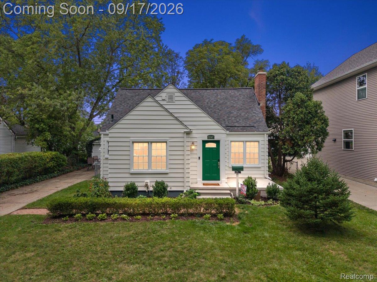 3247 Thomas Avenue — photo