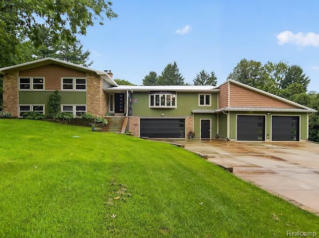 1320 Ellis Road — photo