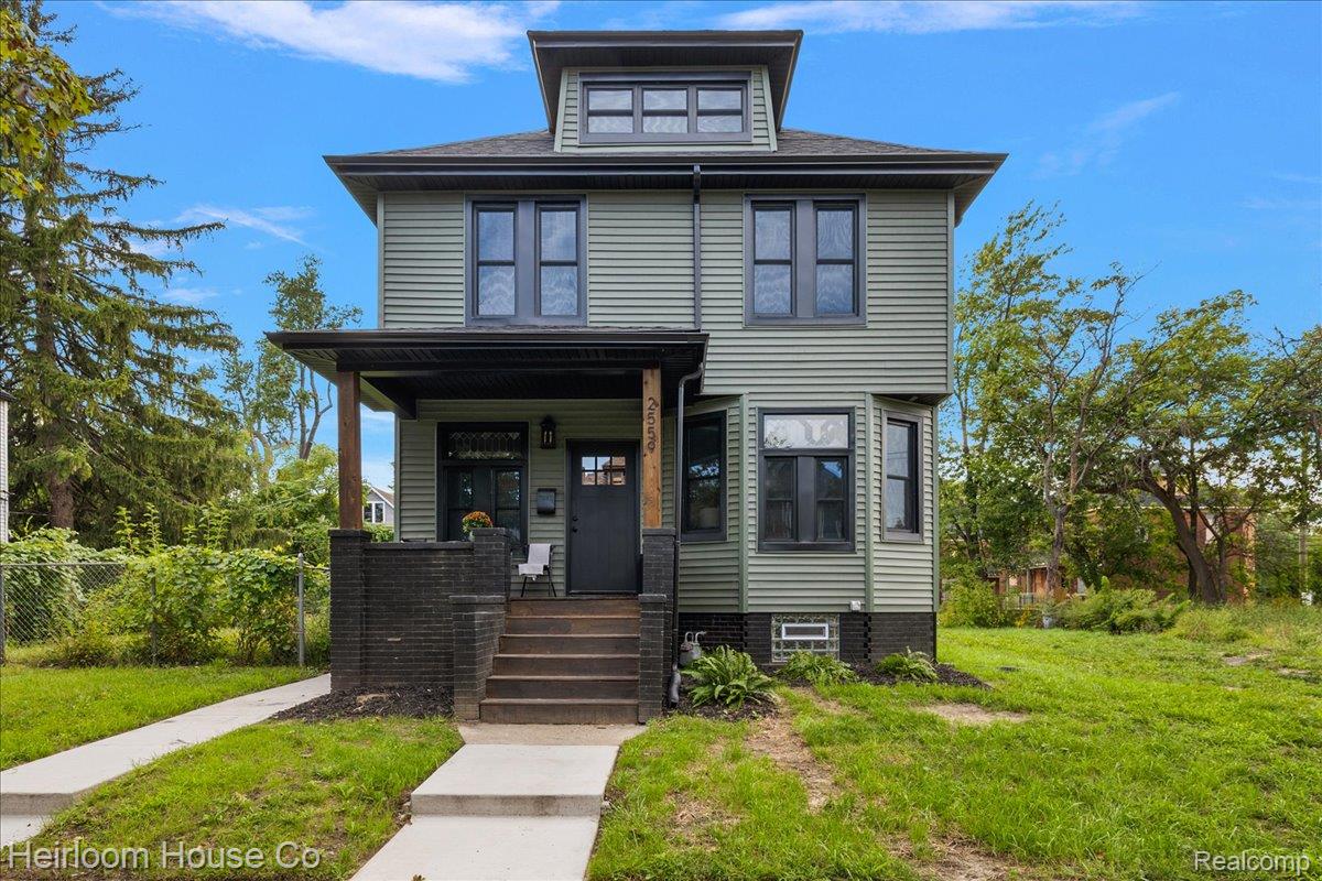 2559 Helen Street — photo