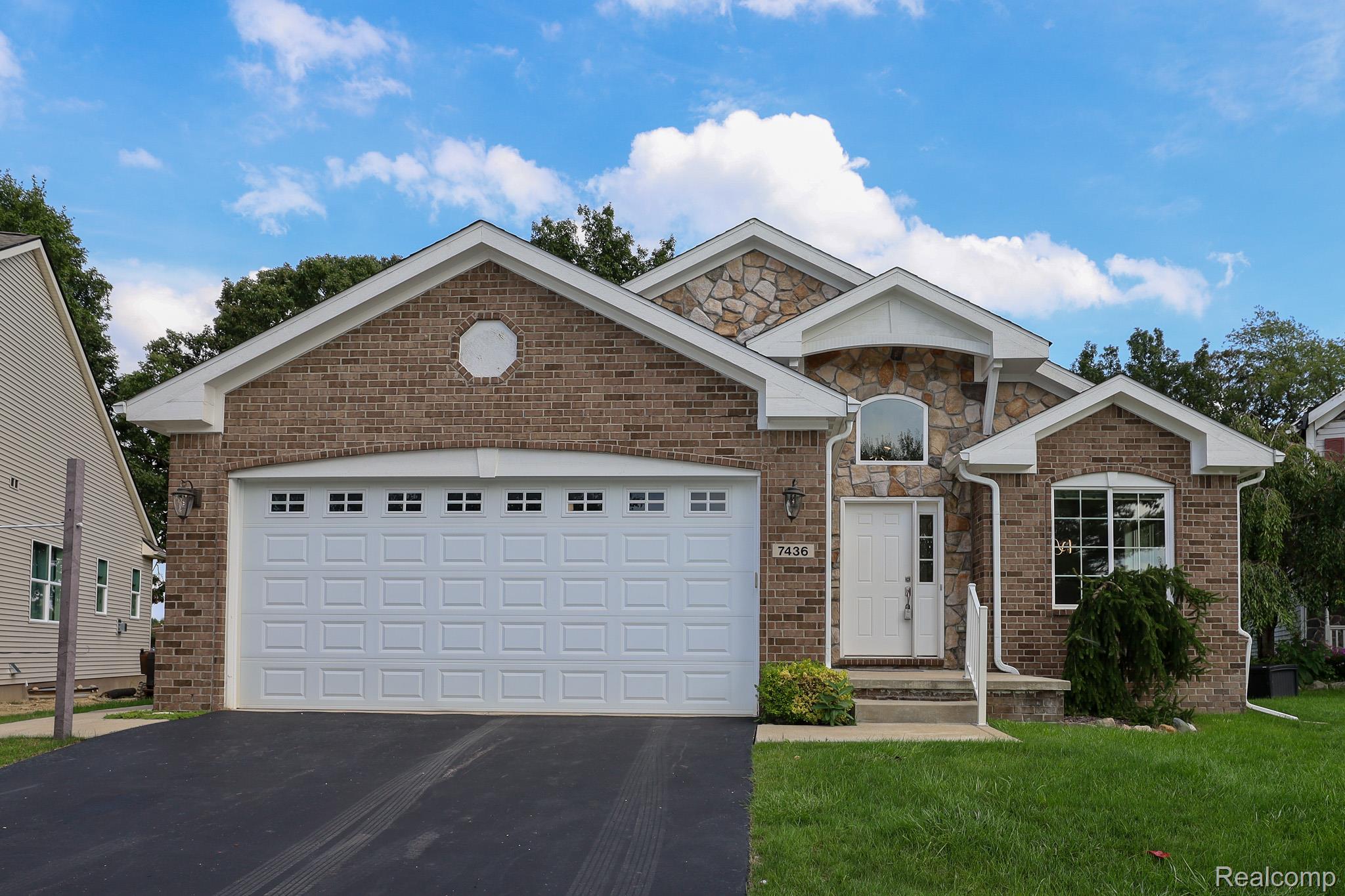 7436 Village Court — photo