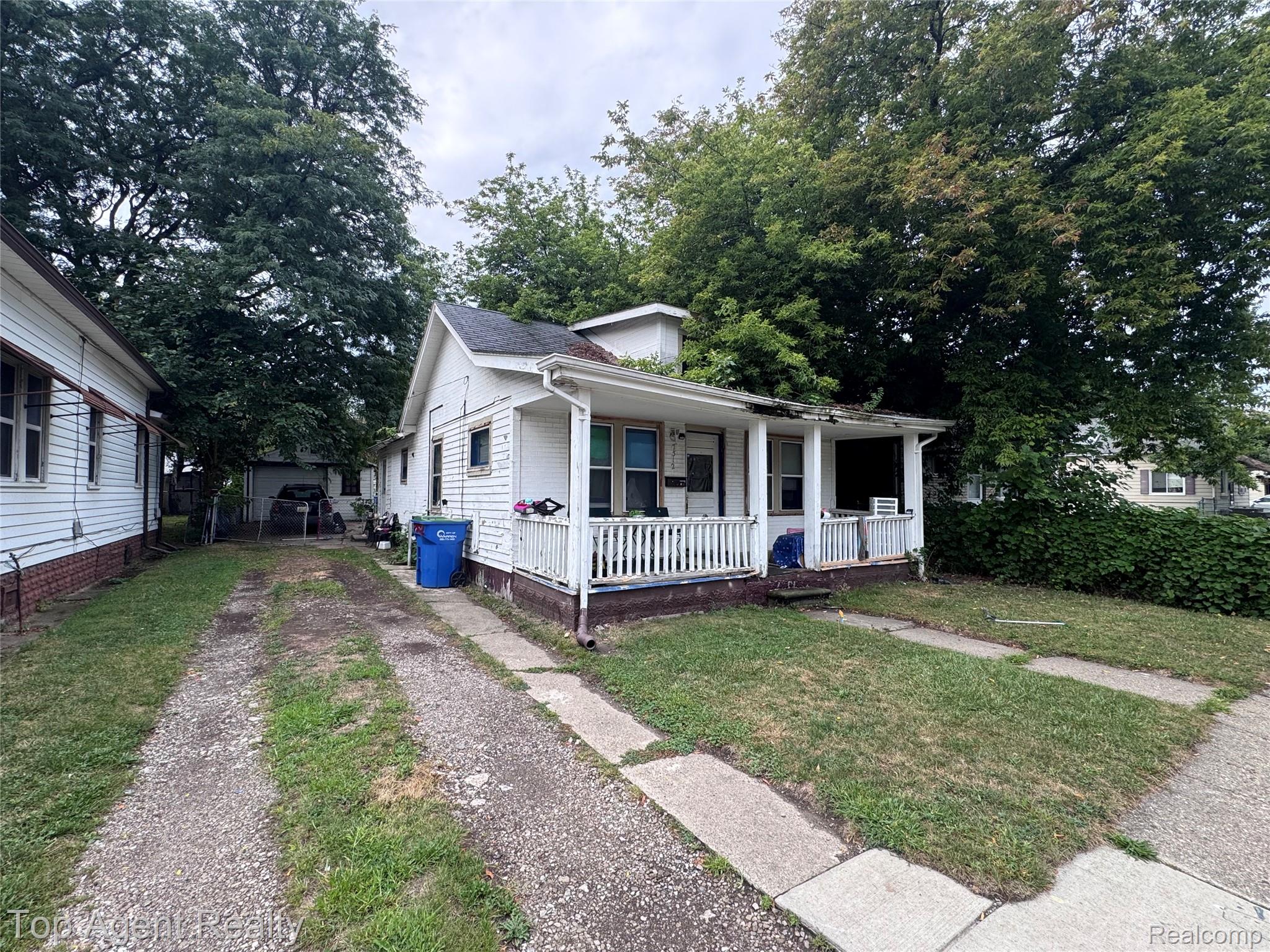 7512 Dodge Avenue — photo