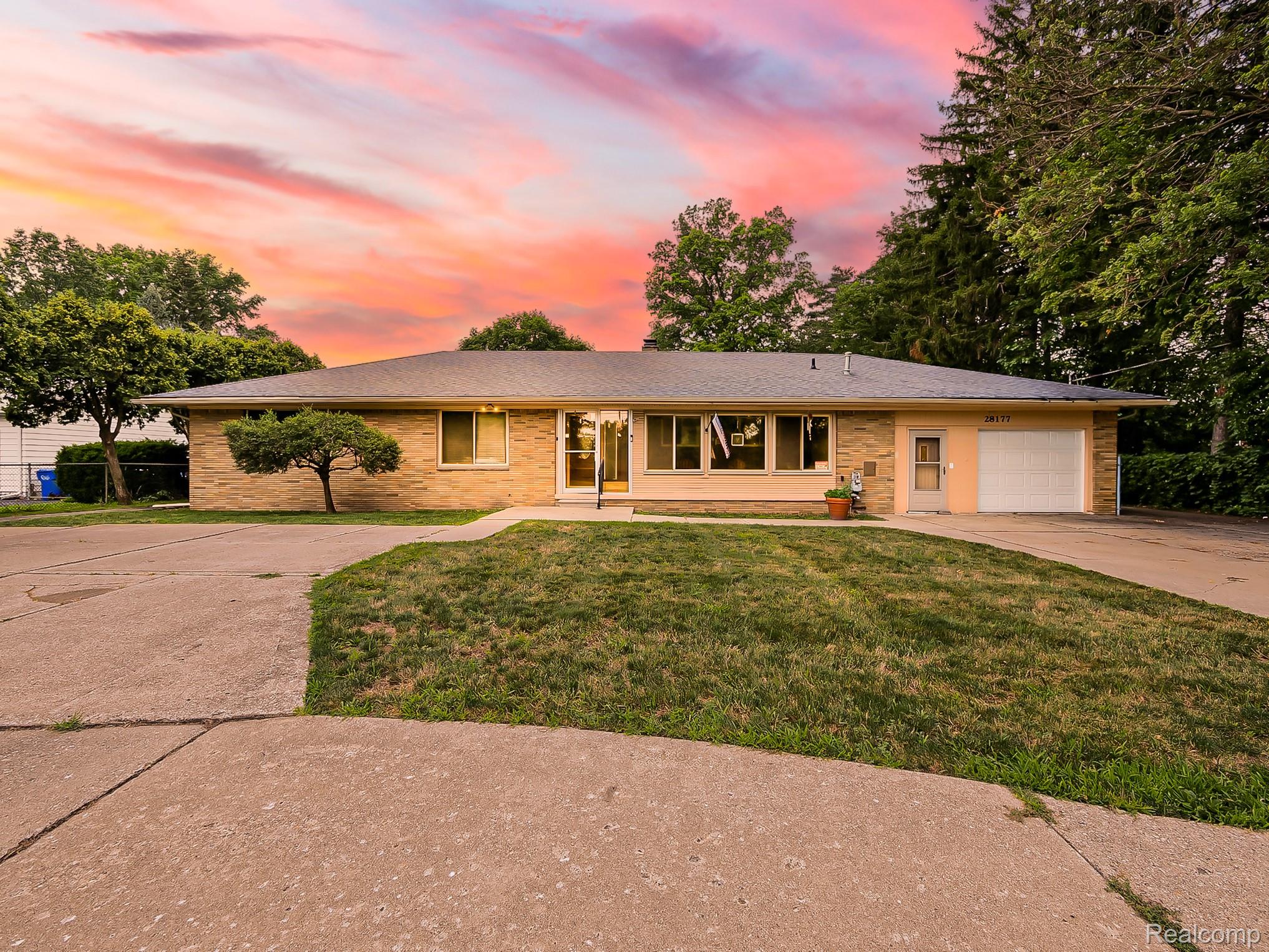 28177 Ryan Road — photo