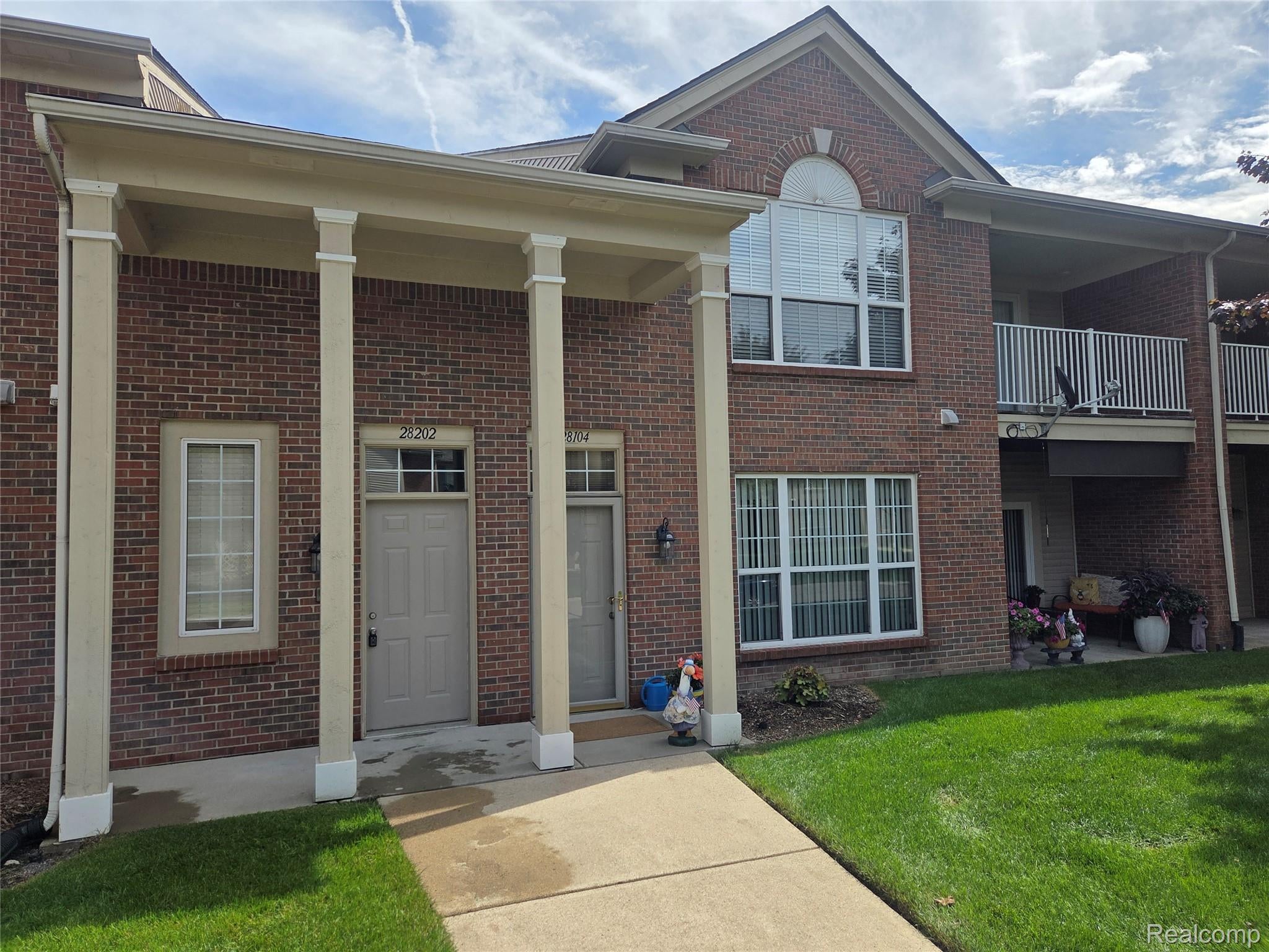 28202 Chesapeake Circle — photo