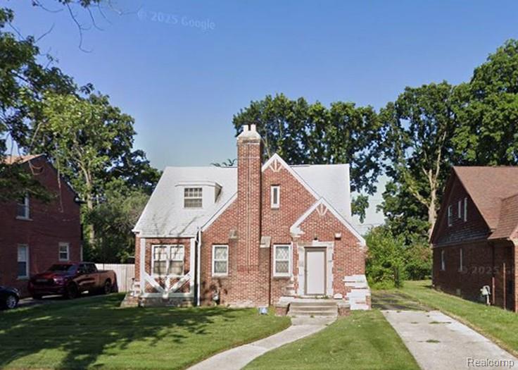 15895 Lindsay Street — photo