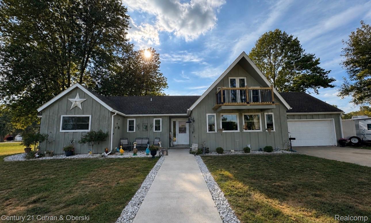 34340 Huron River Drive — photo