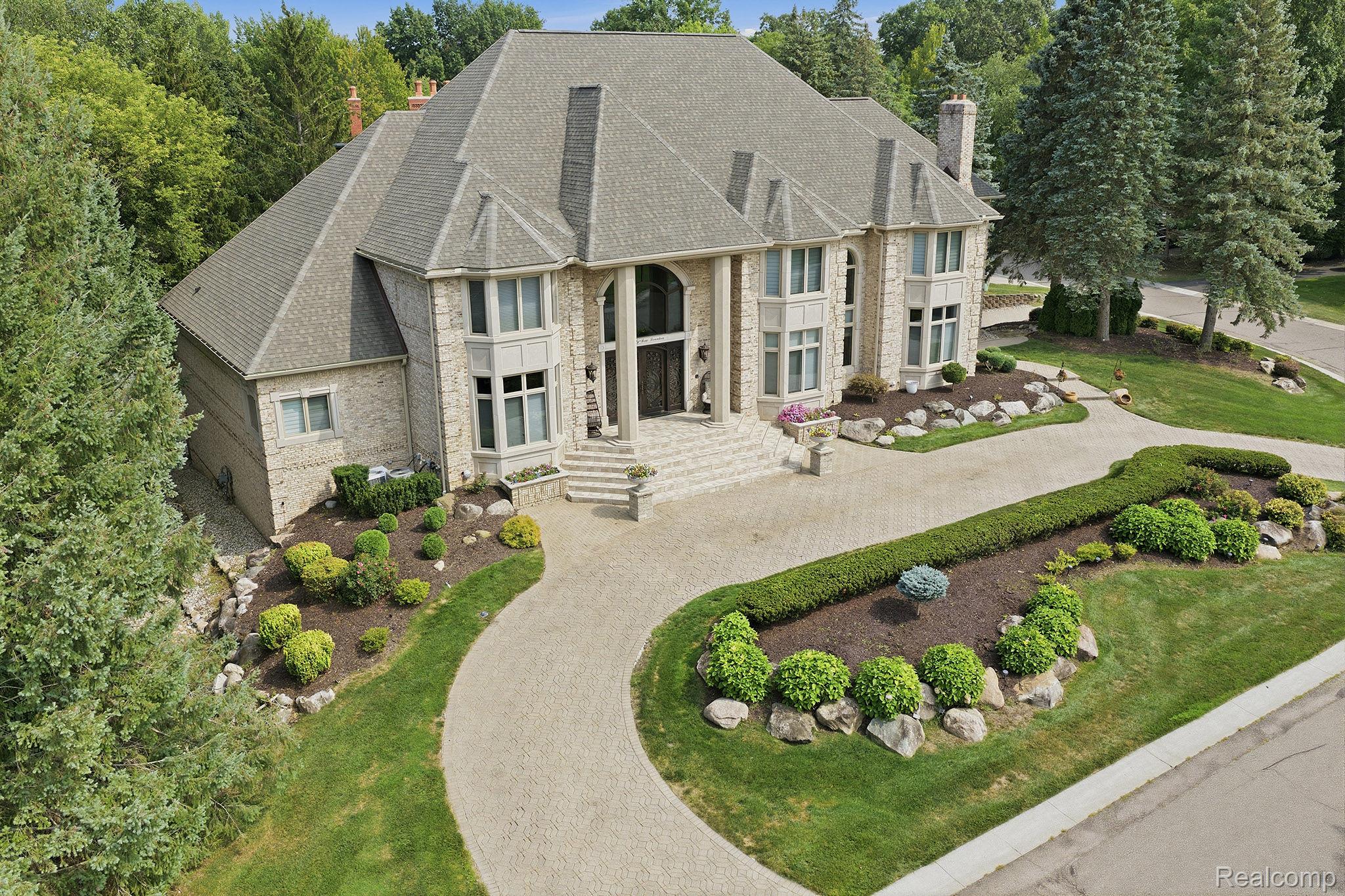 2417 Heronwood Drive — photo