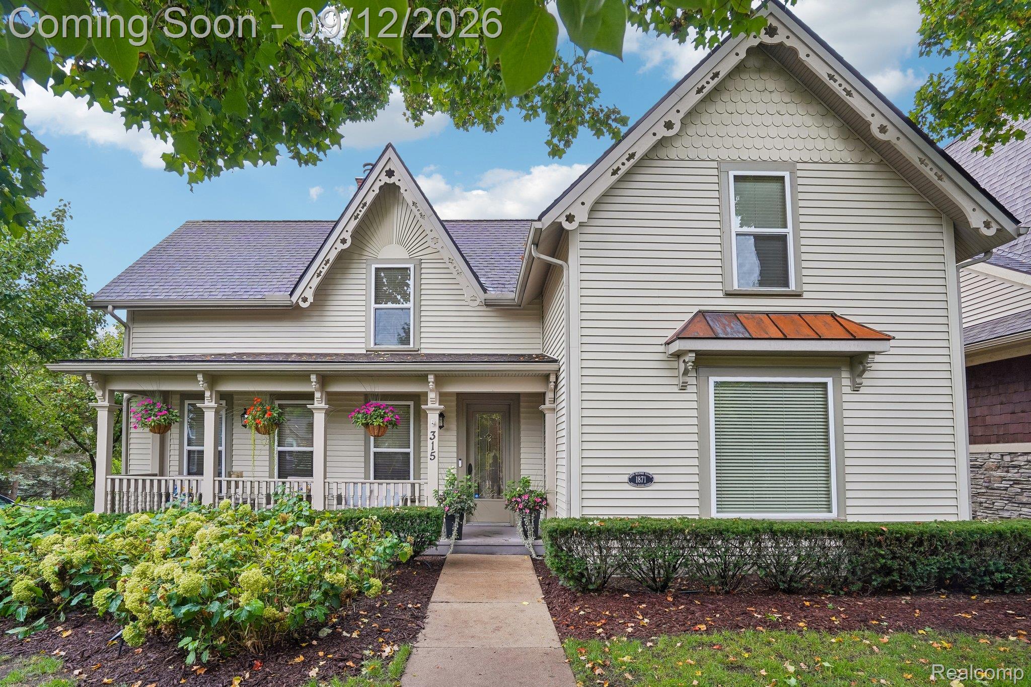 315 W Commerce Street — photo