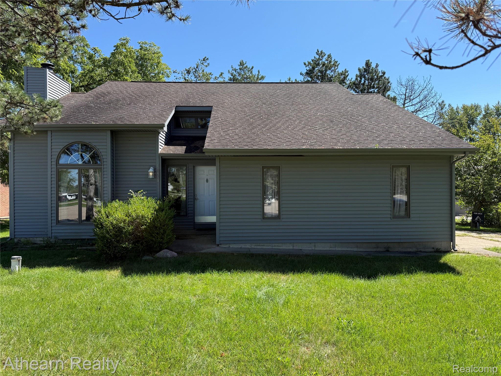 11449 Torrey Road — photo